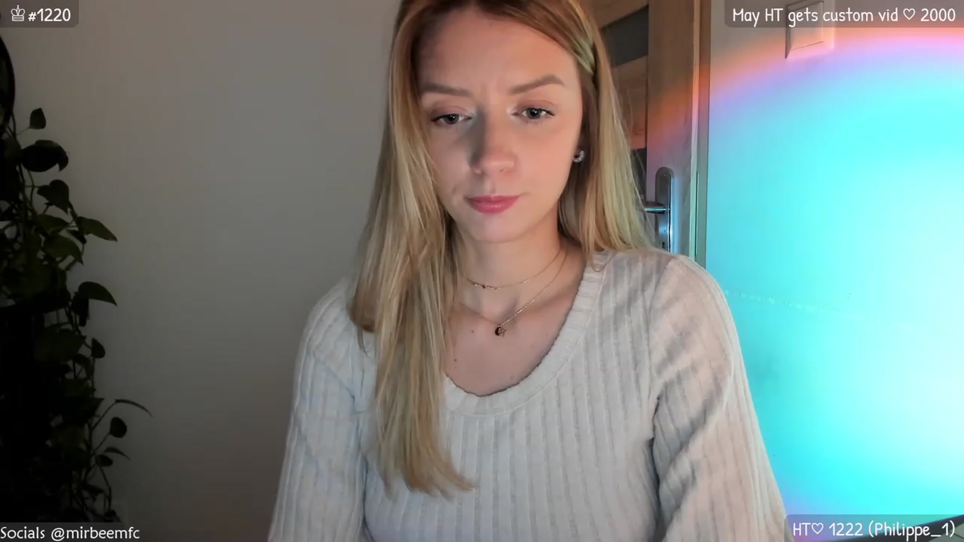 Gallery image thumbnail from MirBee's myfreecams stream on, 05/07/2023, 21:56 image 14 of 20