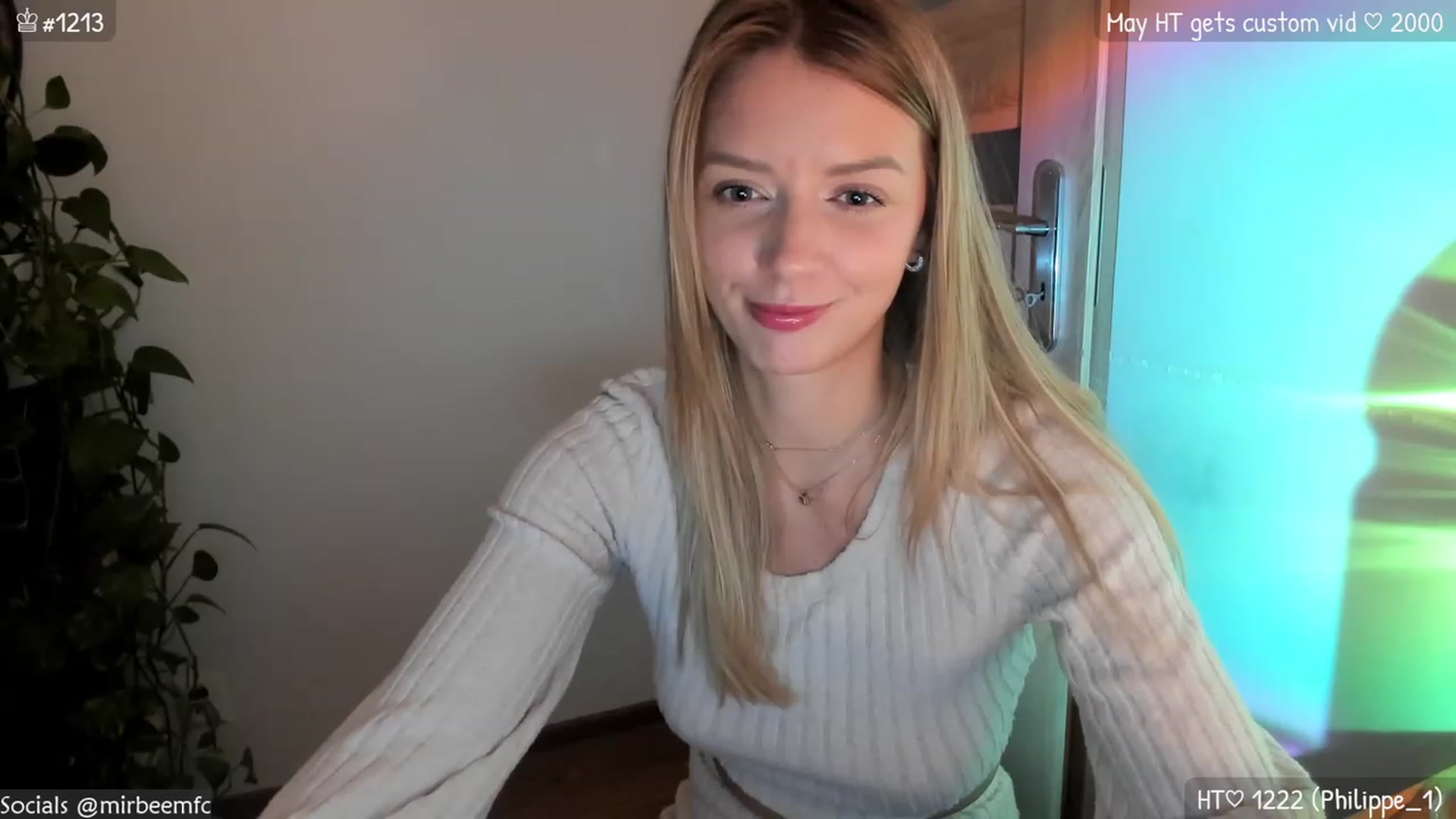 Gallery image thumbnail from MirBee's myfreecams stream on, 05/07/2023, 21:56 image 19 of 20