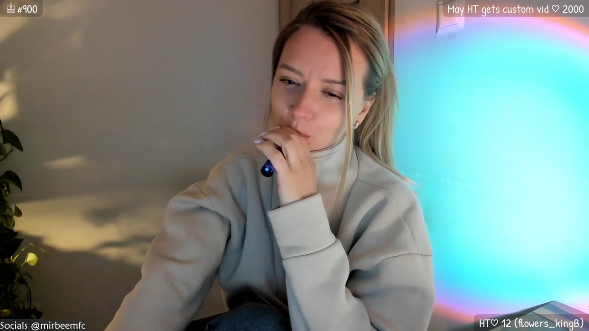 Gallery image thumbnail from MirBee's myfreecams stream on, 05/11/2023, 22:58 image 3 of 20