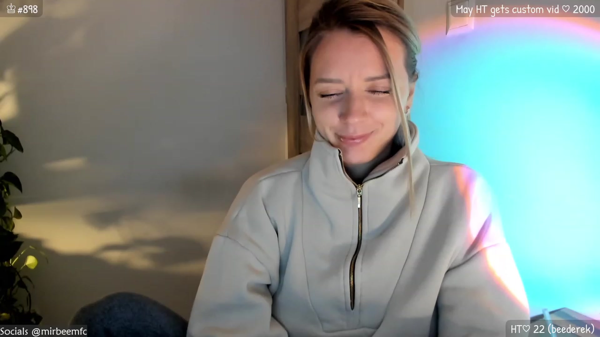 Gallery image thumbnail from MirBee's myfreecams stream on, 05/11/2023, 22:58 image 9 of 20