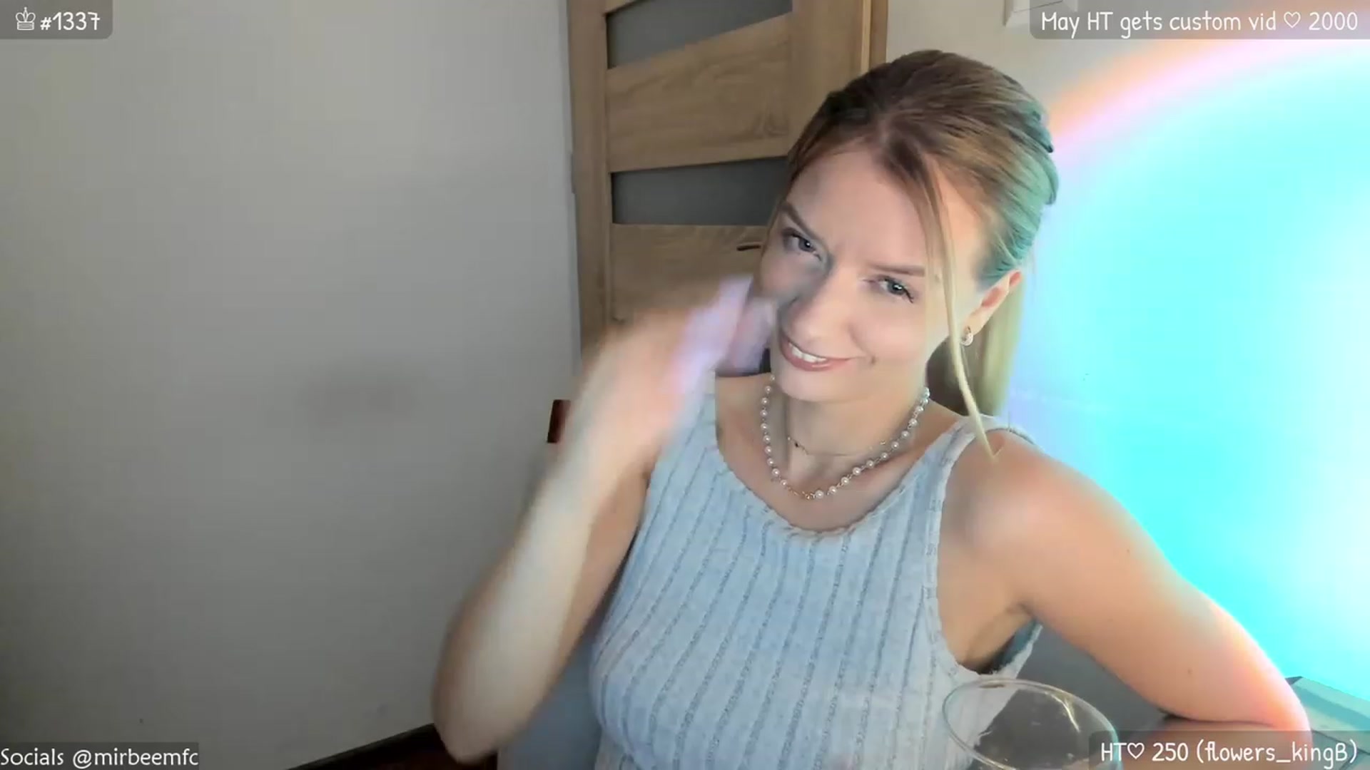 Gallery image thumbnail from MirBee's myfreecams stream on, 05/16/2023, 22:00 image 9 of 20