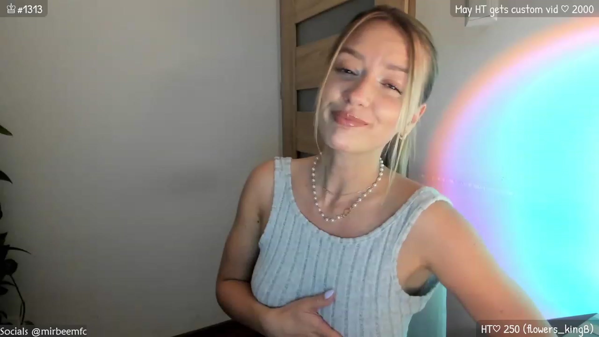 Gallery image thumbnail from MirBee's myfreecams stream on, 05/16/2023, 22:00 image 20 of 20