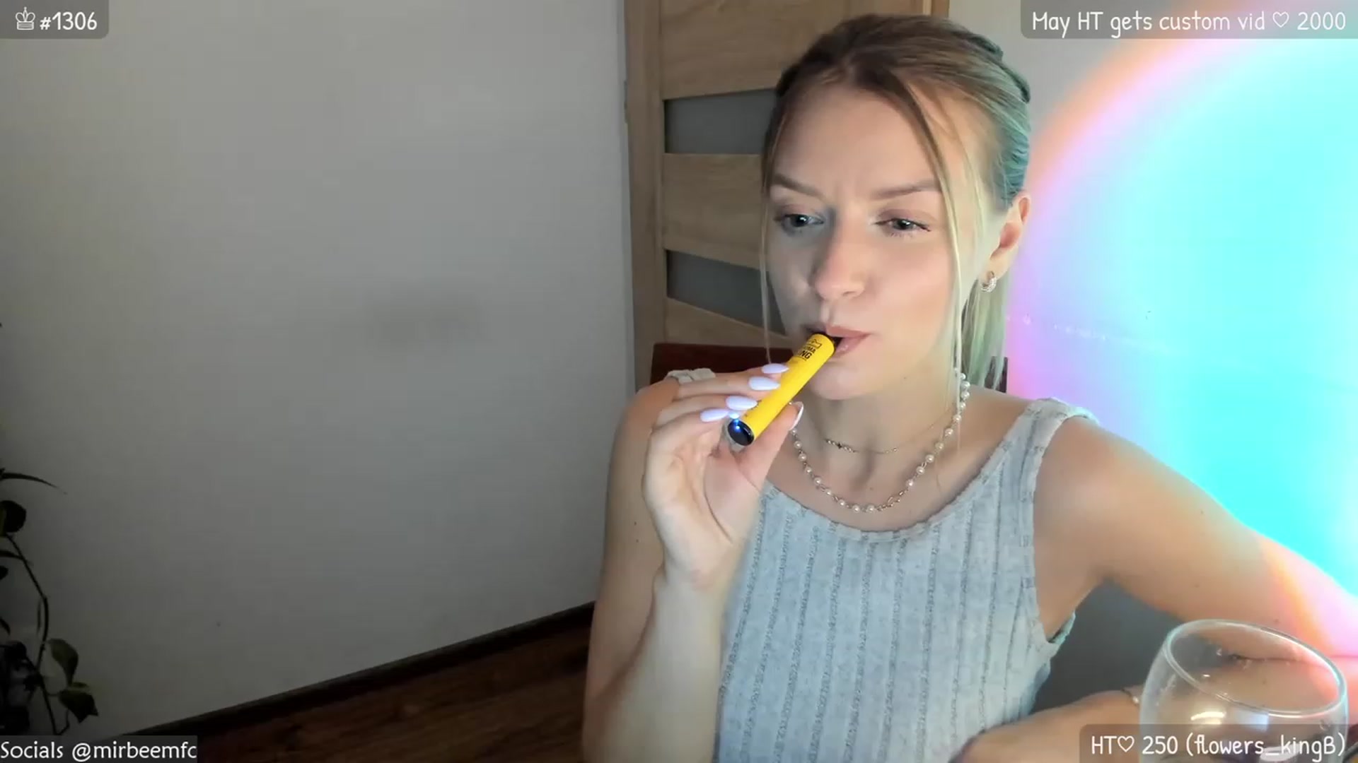 Gallery image thumbnail from MirBee's myfreecams stream on, 05/16/2023, 22:25 image 5 of 20