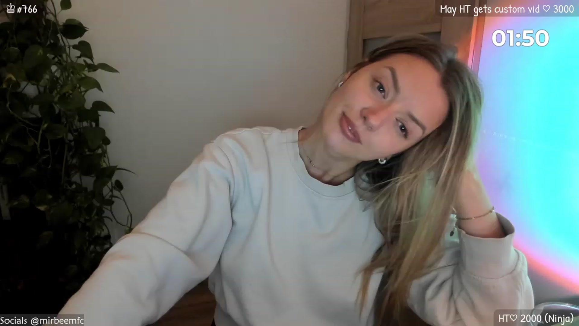 Gallery image thumbnail from MirBee's myfreecams stream on, 05/25/2023, 23:20 image 20 of 20