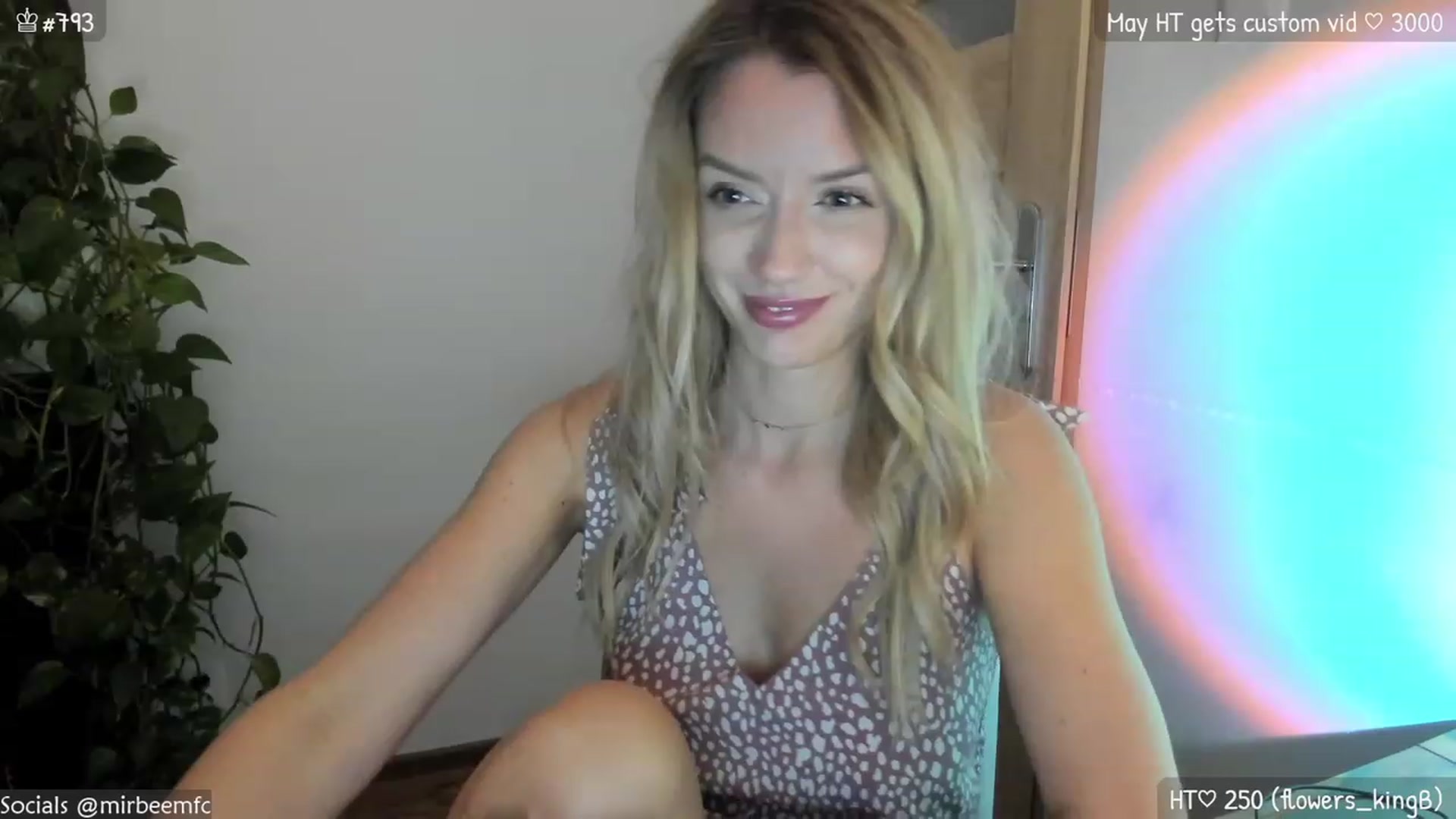 Gallery image thumbnail from MirBee's myfreecams stream on, 05/26/2023, 22:44 image 7 of 20