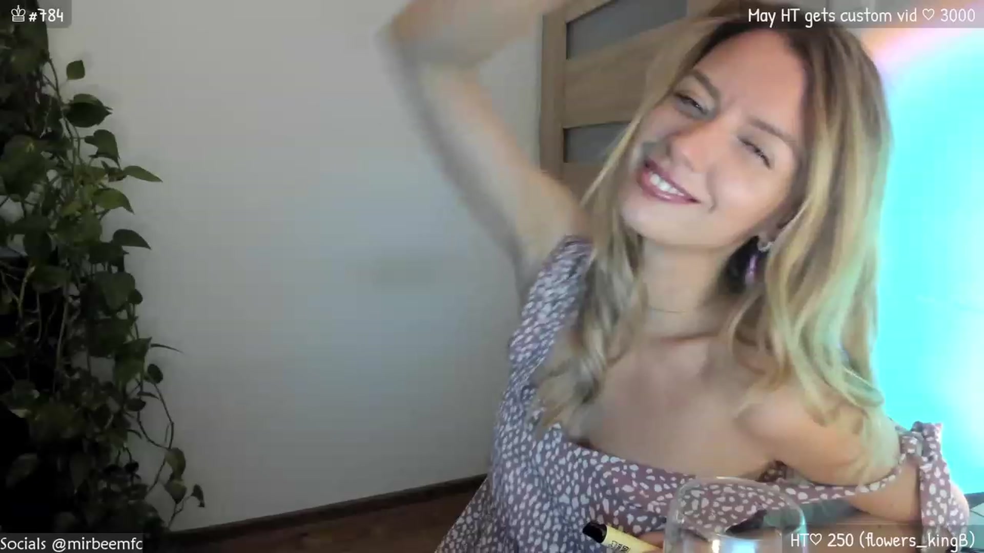 Gallery image thumbnail from MirBee's myfreecams stream on, 05/26/2023, 22:44 image 17 of 20