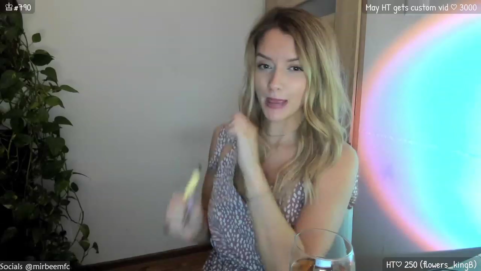 Gallery image thumbnail from MirBee's myfreecams stream on, 05/26/2023, 22:44 image 10 of 20