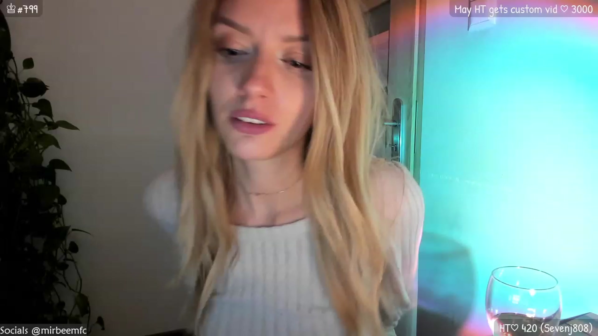 Gallery image thumbnail from MirBee's myfreecams stream on, 05/28/2023, 22:12 image 20 of 20