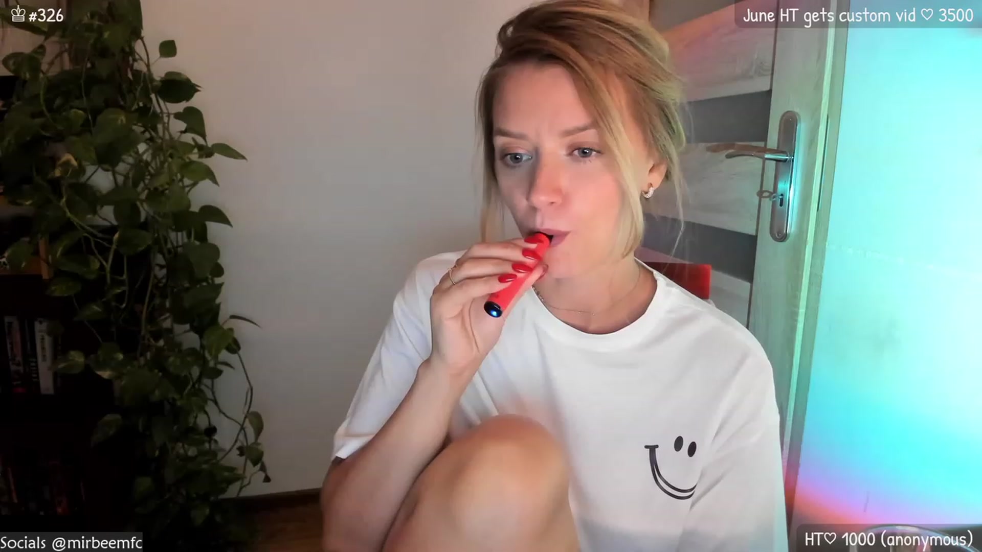 Gallery image thumbnail from MirBee's myfreecams stream on, 06/06/2023, 23:37 image 5 of 20