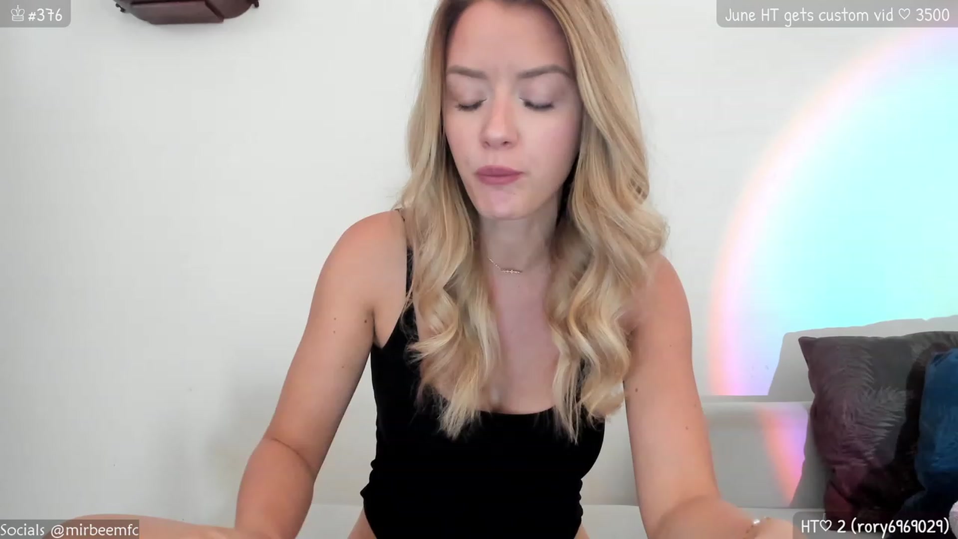 Gallery image thumbnail from MirBee's myfreecams stream on, 06/07/2023, 16:18 image 1 of 20