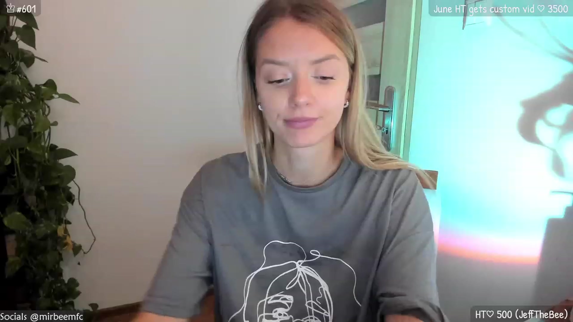 Gallery image thumbnail from MirBee's myfreecams stream on, 06/27/2023, 23:14 image 15 of 20