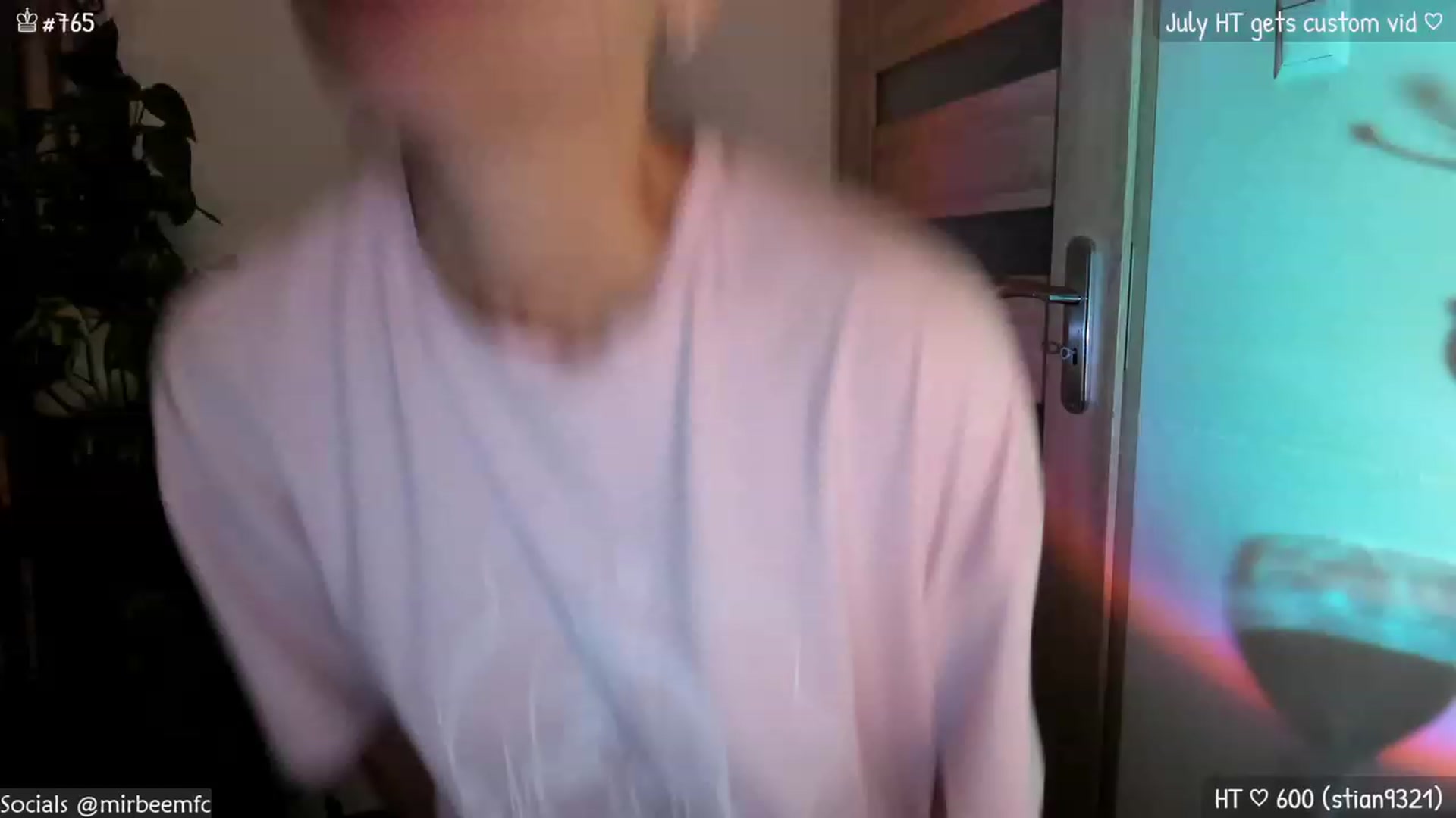 Gallery image thumbnail from MirBee's myfreecams stream on, 07/01/2023, 23:25 image 8 of 20