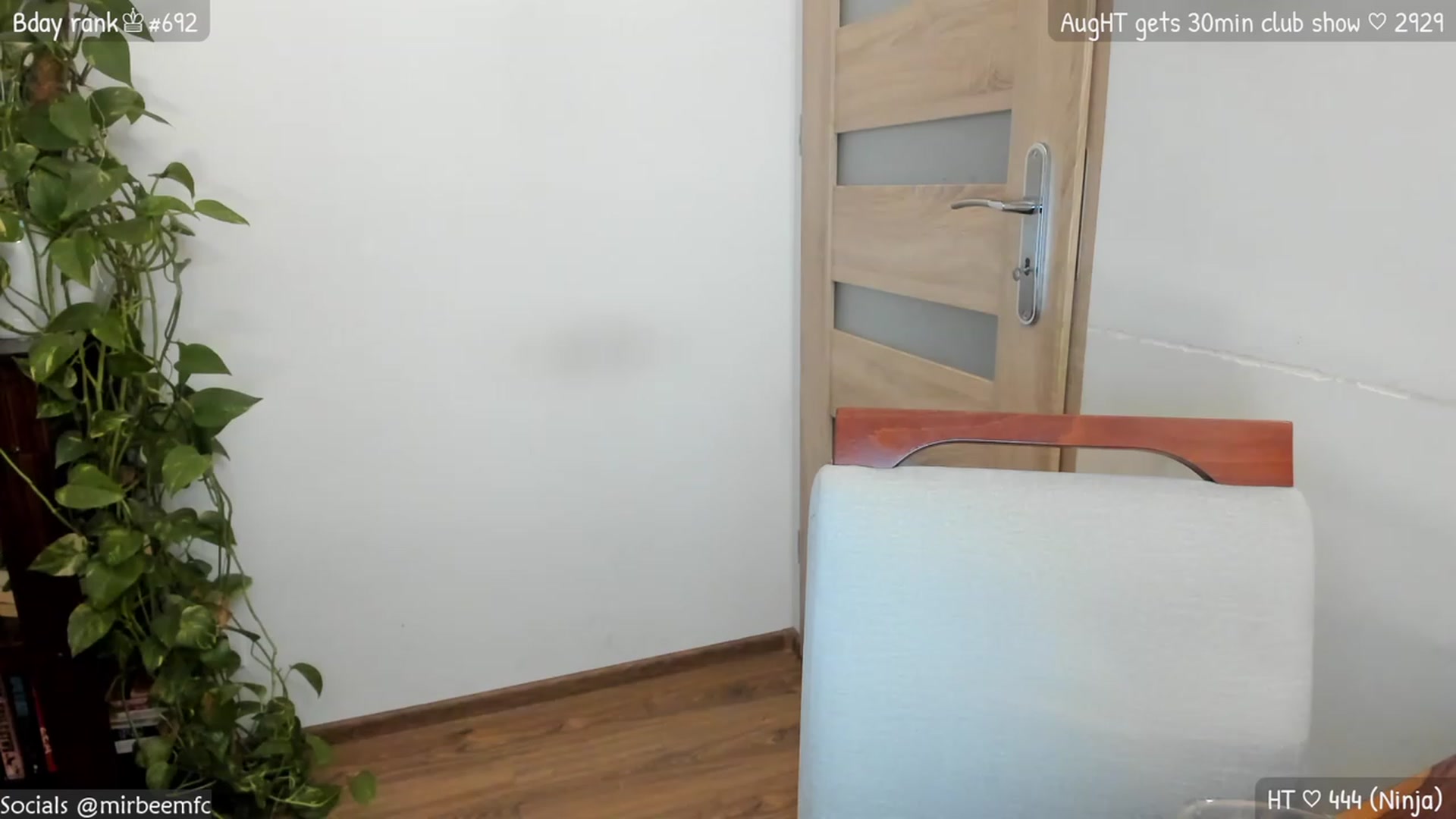 Gallery image thumbnail from MirBee's myfreecams stream on, 08/06/2023, 22:49 image 20 of 20