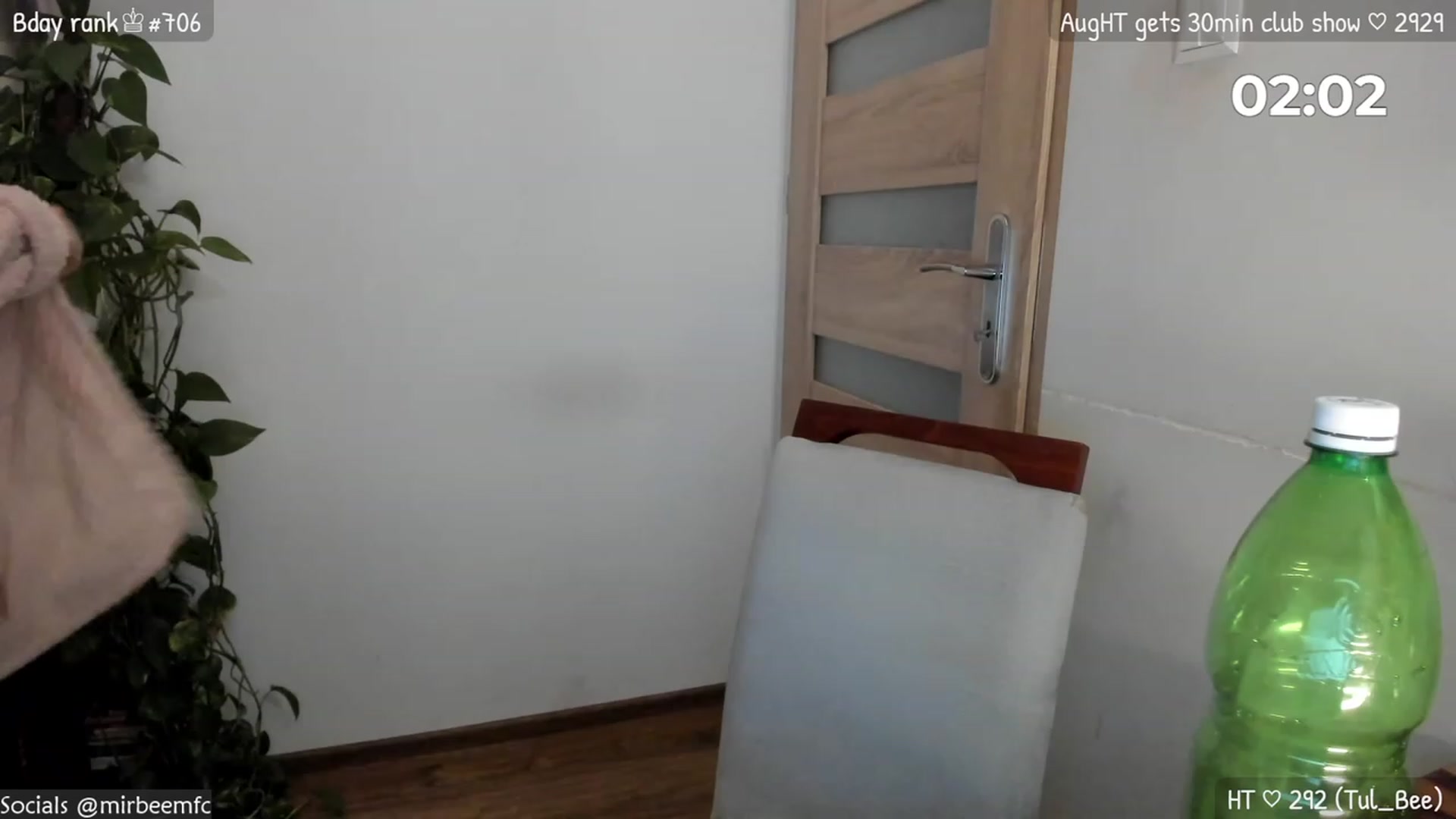 Gallery image thumbnail from MirBee's myfreecams stream on, 08/08/2023, 22:50 image 16 of 20