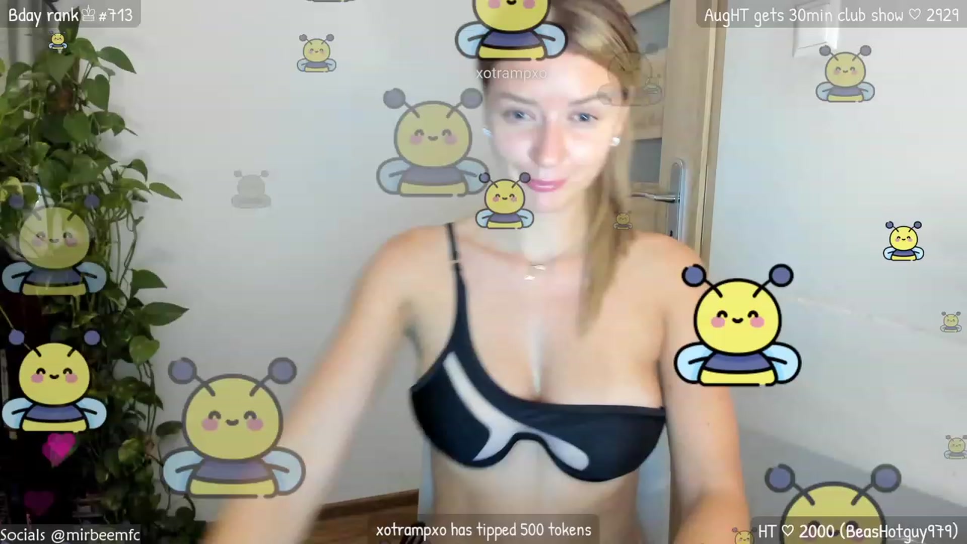Gallery image thumbnail from MirBee's myfreecams stream on, 08/16/2023, 23:55 image 6 of 20