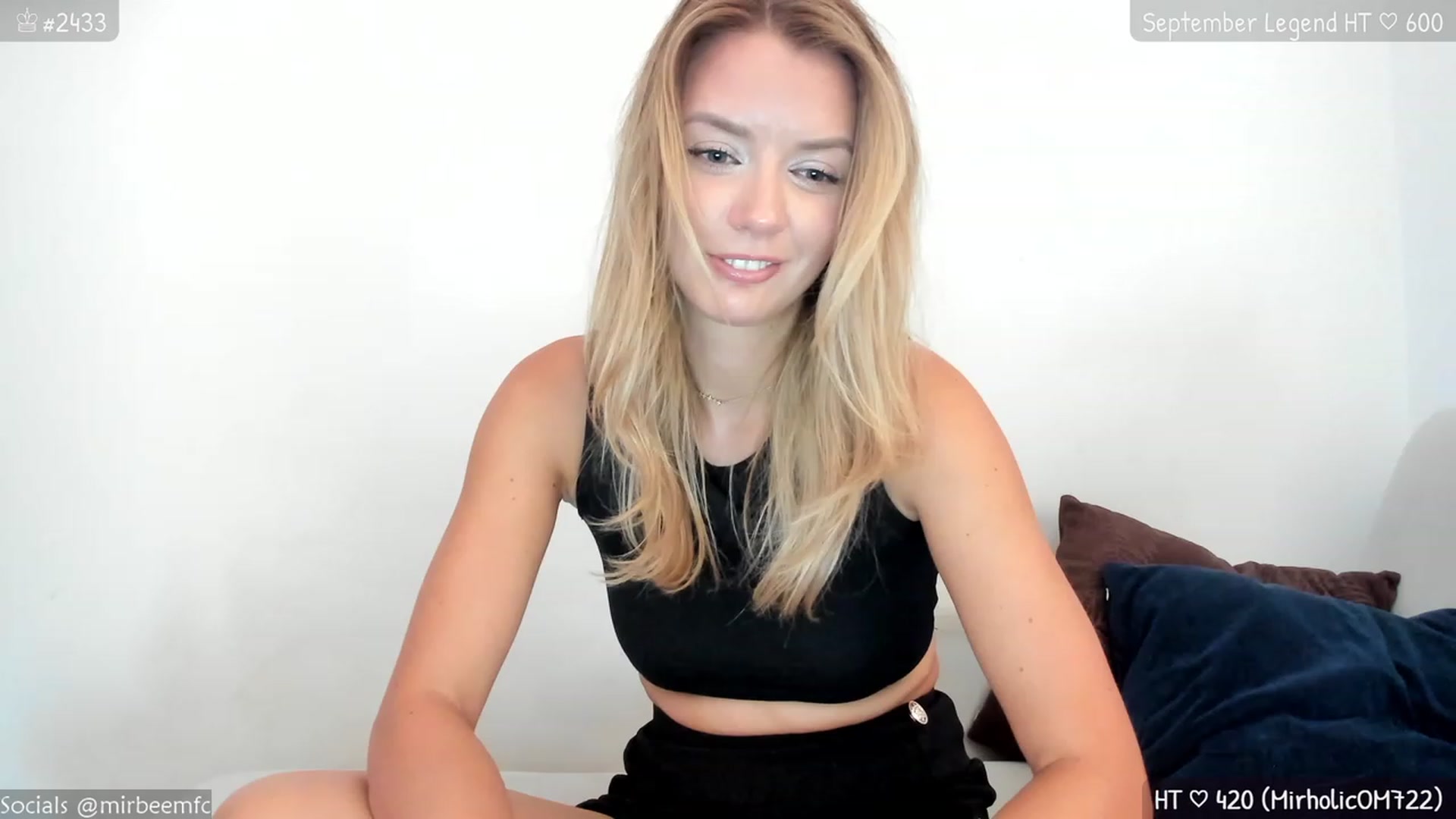 Gallery image thumbnail from MirBee's myfreecams stream on, 09/06/2023, 14:18 image 3 of 20