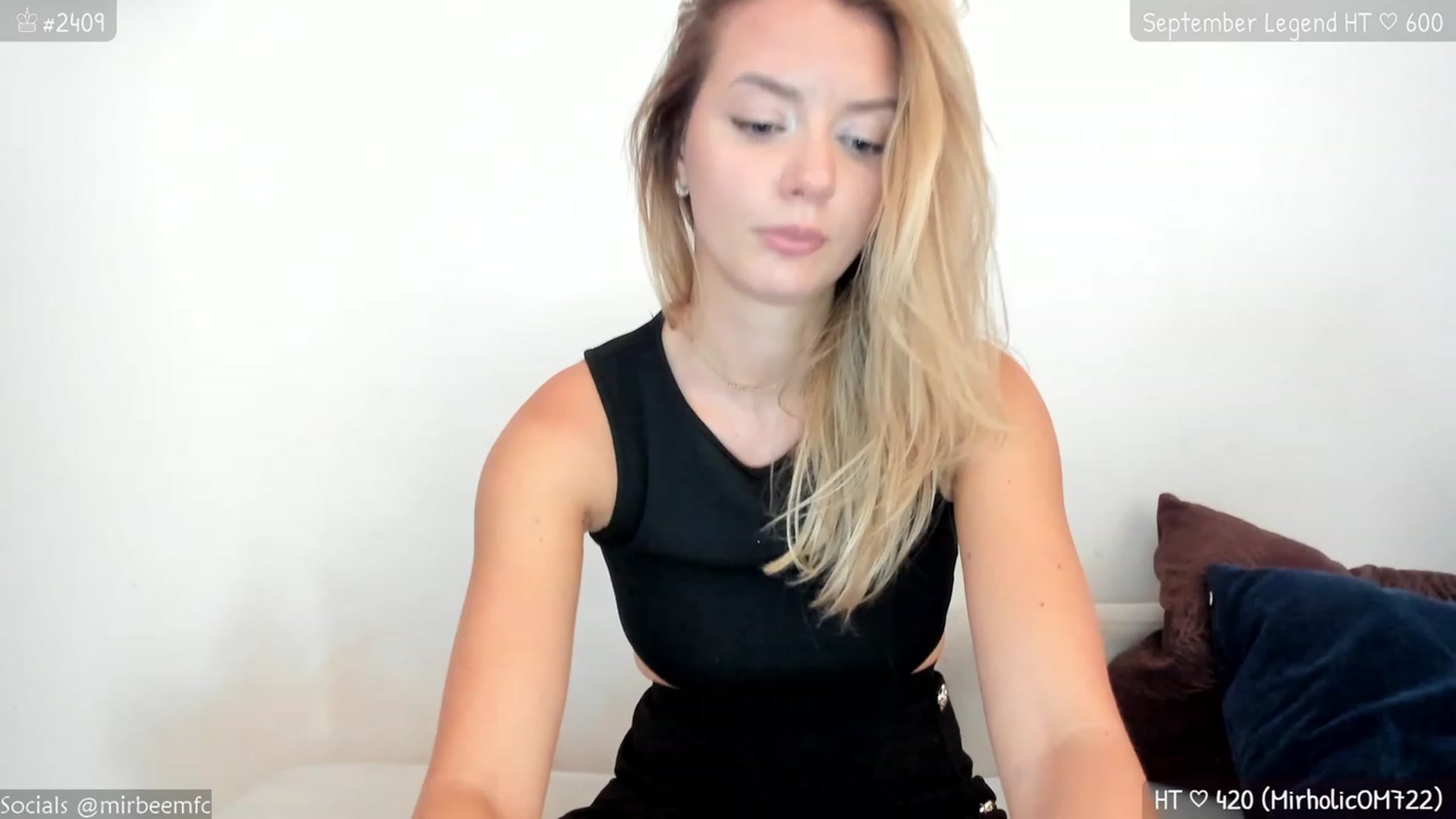 Gallery image thumbnail from MirBee's myfreecams stream on, 09/06/2023, 14:18 image 14 of 20