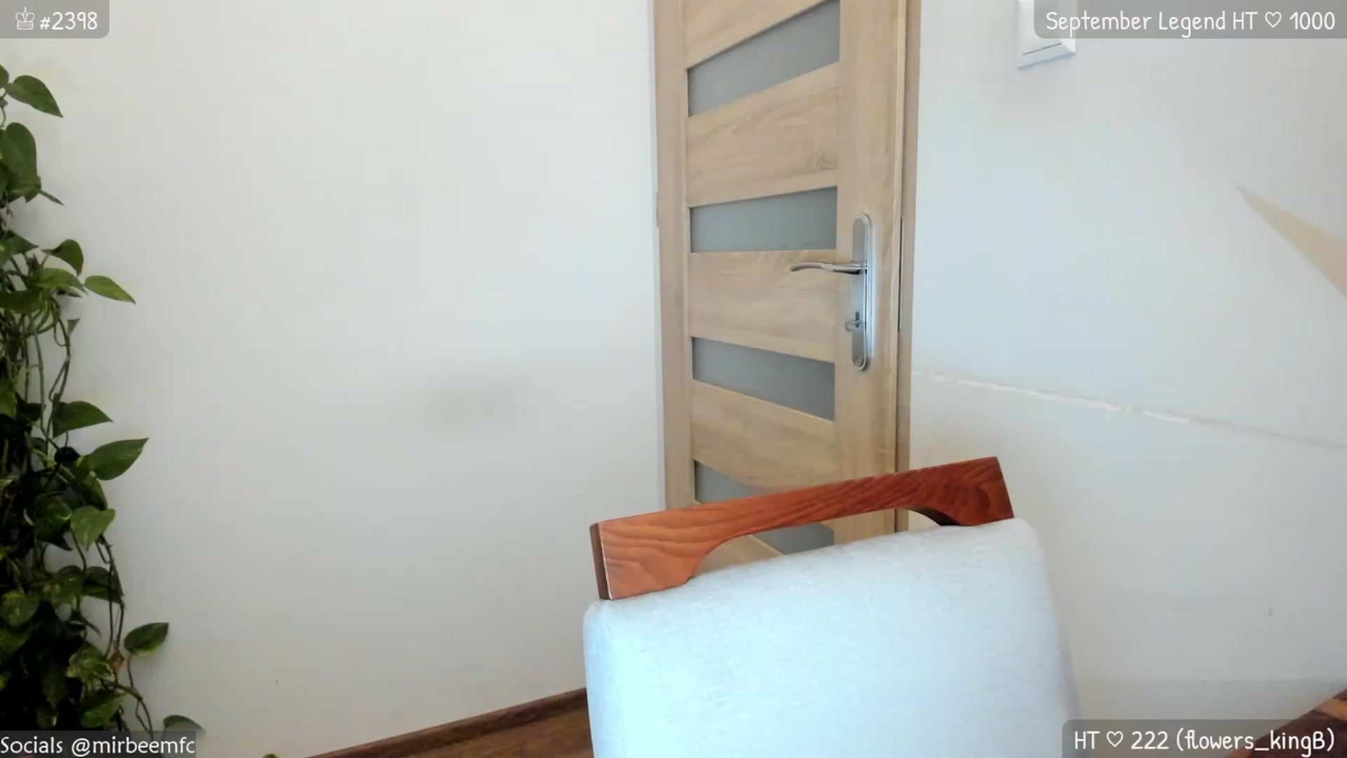 Gallery image thumbnail from MirBee's myfreecams stream on, 09/10/2023, 22:43 image 4 of 20