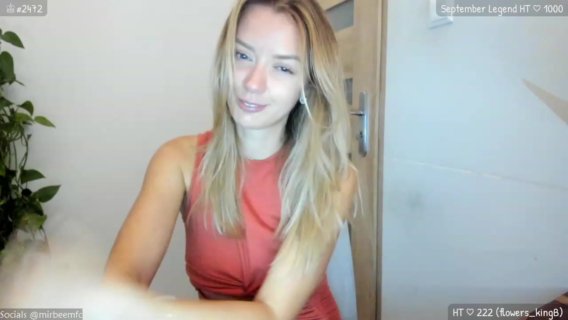 Gallery image thumbnail from MirBee's myfreecams stream on, 09/10/2023, 22:43 image 1 of 20