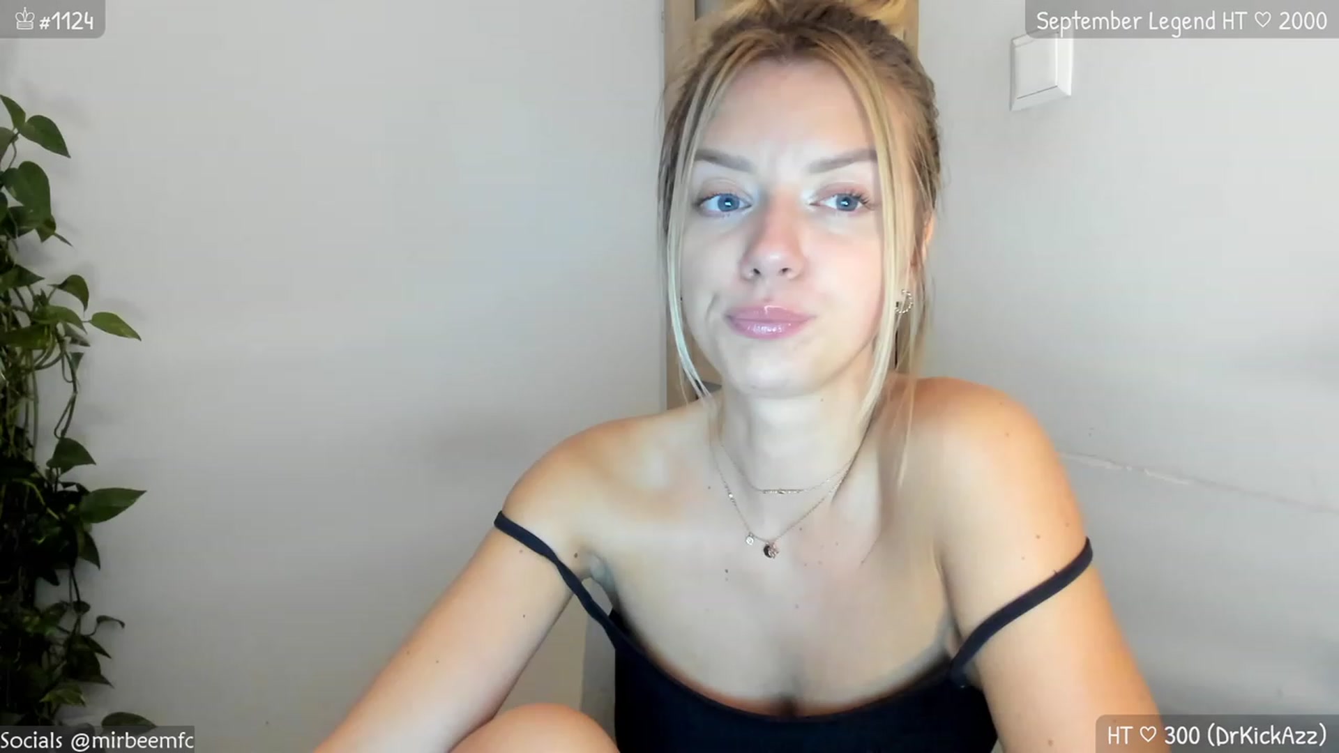 Gallery image thumbnail from MirBee's myfreecams stream on, 09/14/2023, 22:51 image 13 of 20