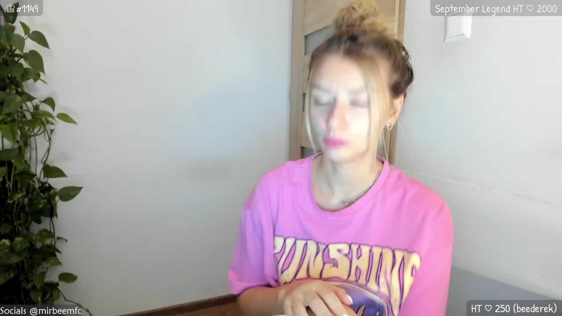 Gallery image thumbnail from MirBee's myfreecams stream on, 09/16/2023, 22:50 image 15 of 20