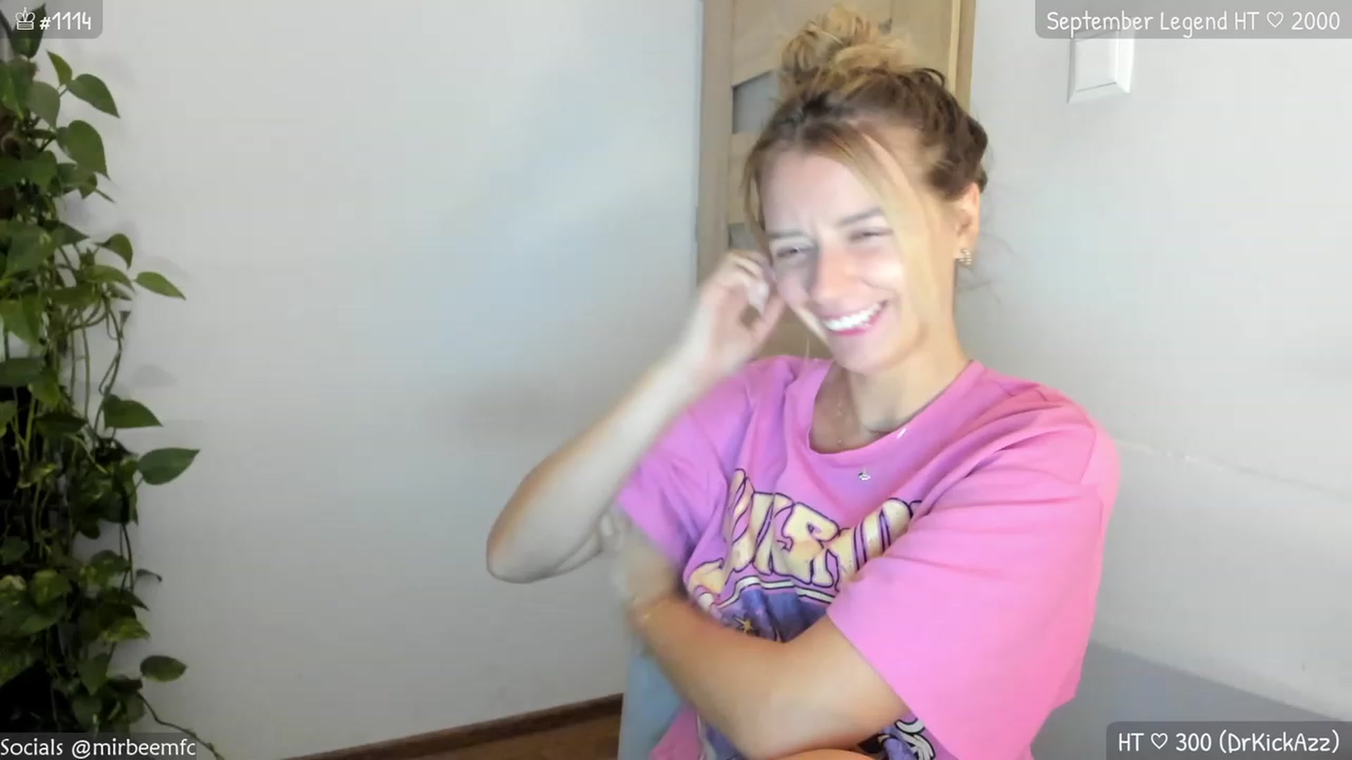 Gallery image thumbnail from MirBee's myfreecams stream on, 09/16/2023, 22:50 image 20 of 20