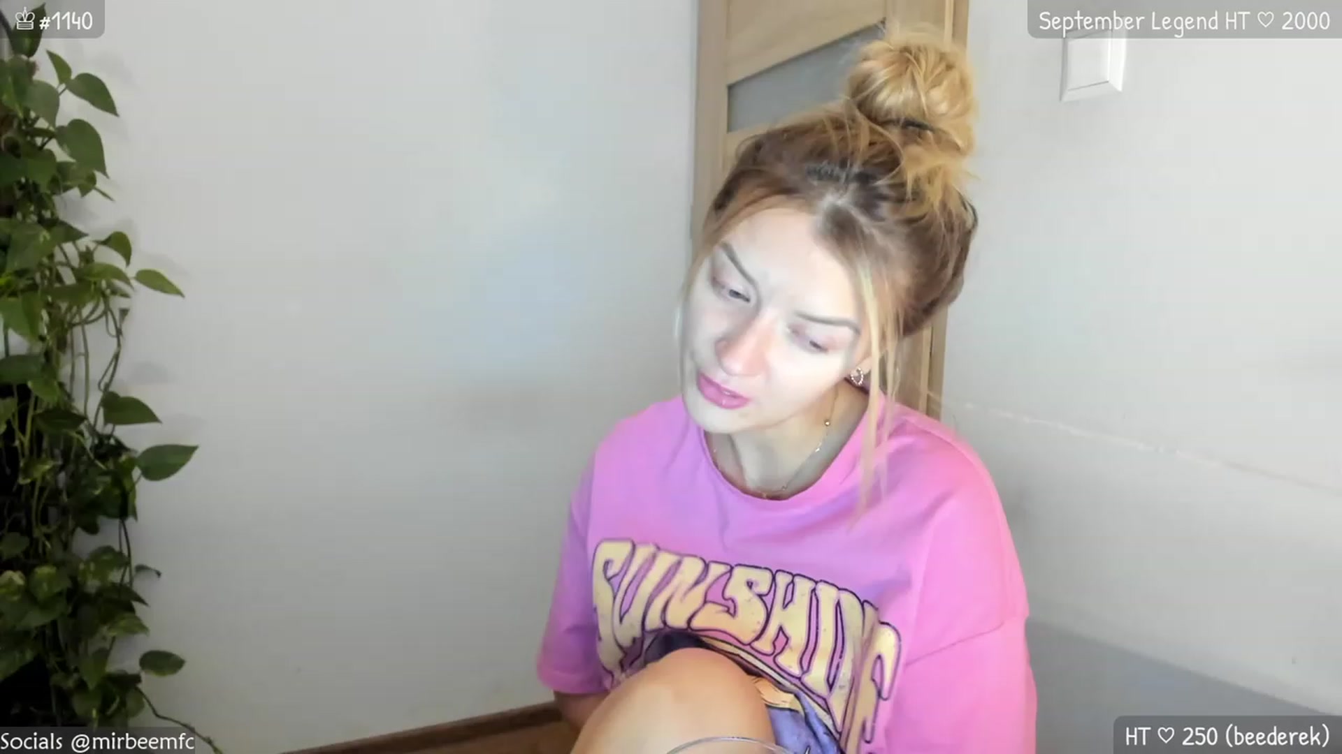 Gallery image thumbnail from MirBee's myfreecams stream on, 09/16/2023, 22:50 image 17 of 20