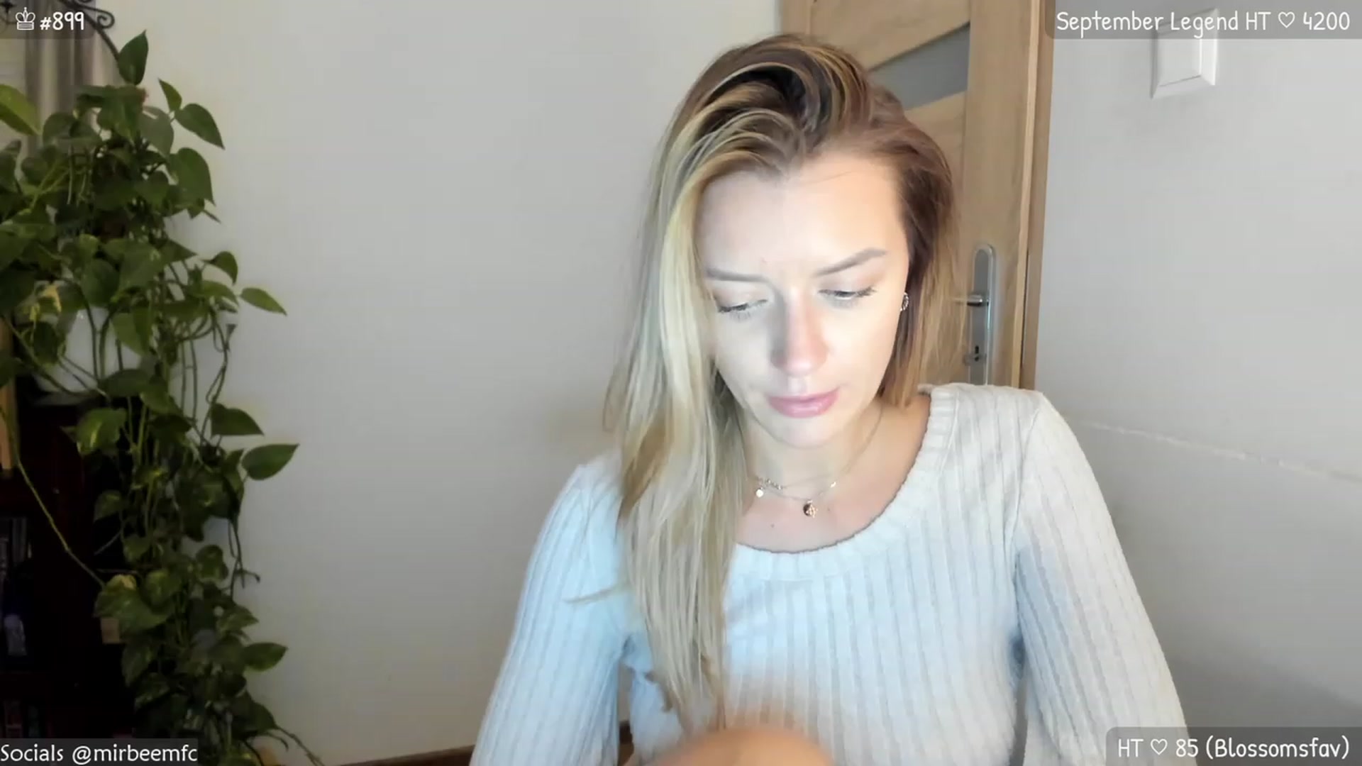 Gallery image thumbnail from MirBee's myfreecams stream on, 09/20/2023, 23:22 image 1 of 20