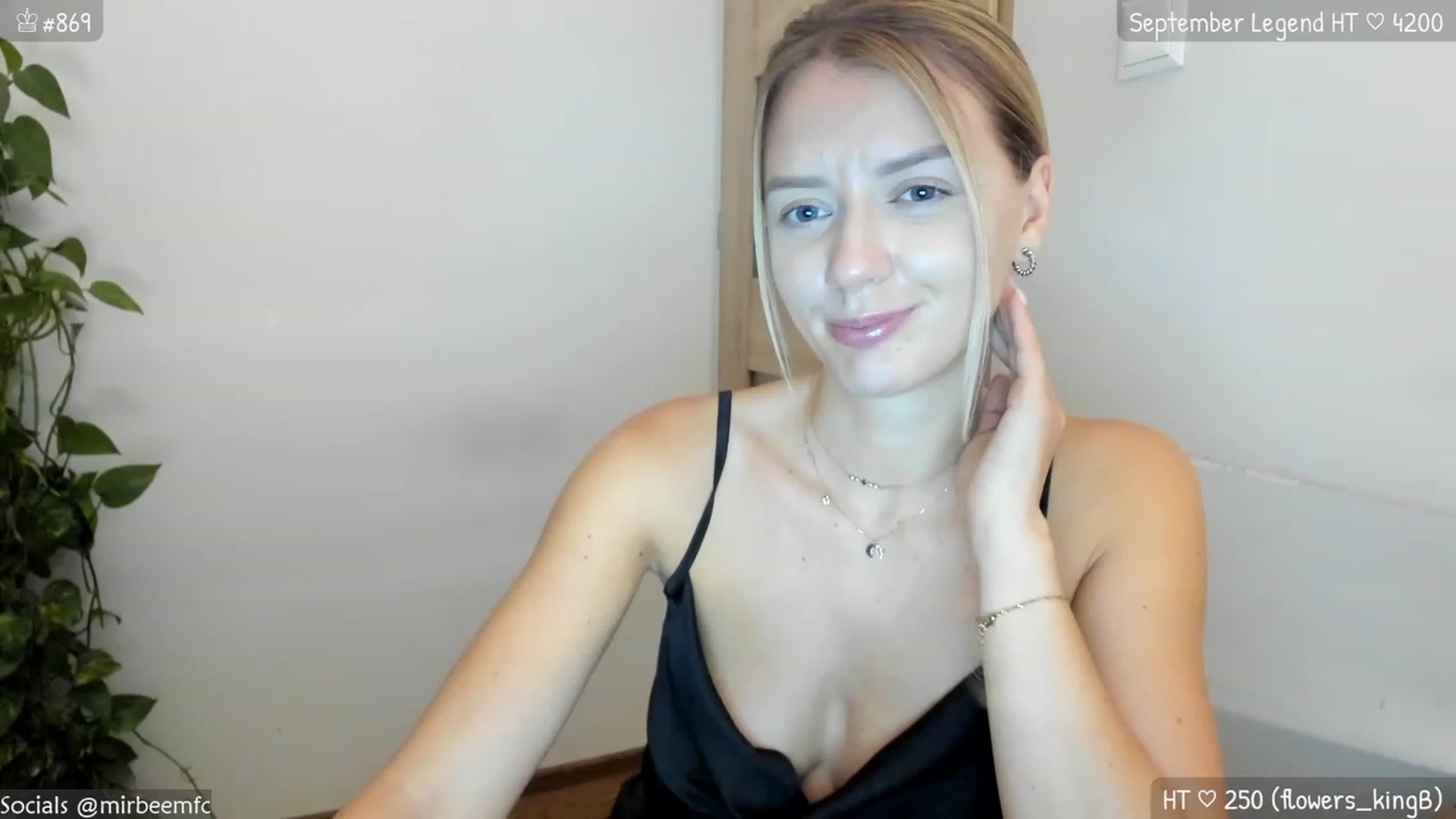Gallery image thumbnail from MirBee's myfreecams stream on, 09/22/2023, 22:13 image 20 of 20
