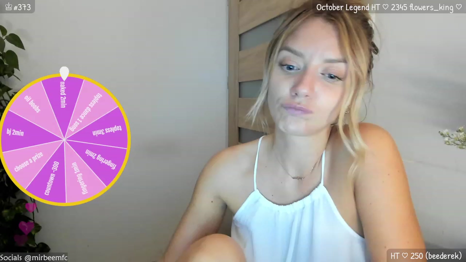 Gallery image thumbnail from MirBee's myfreecams stream on, 10/03/2023, 21:32 image 20 of 20