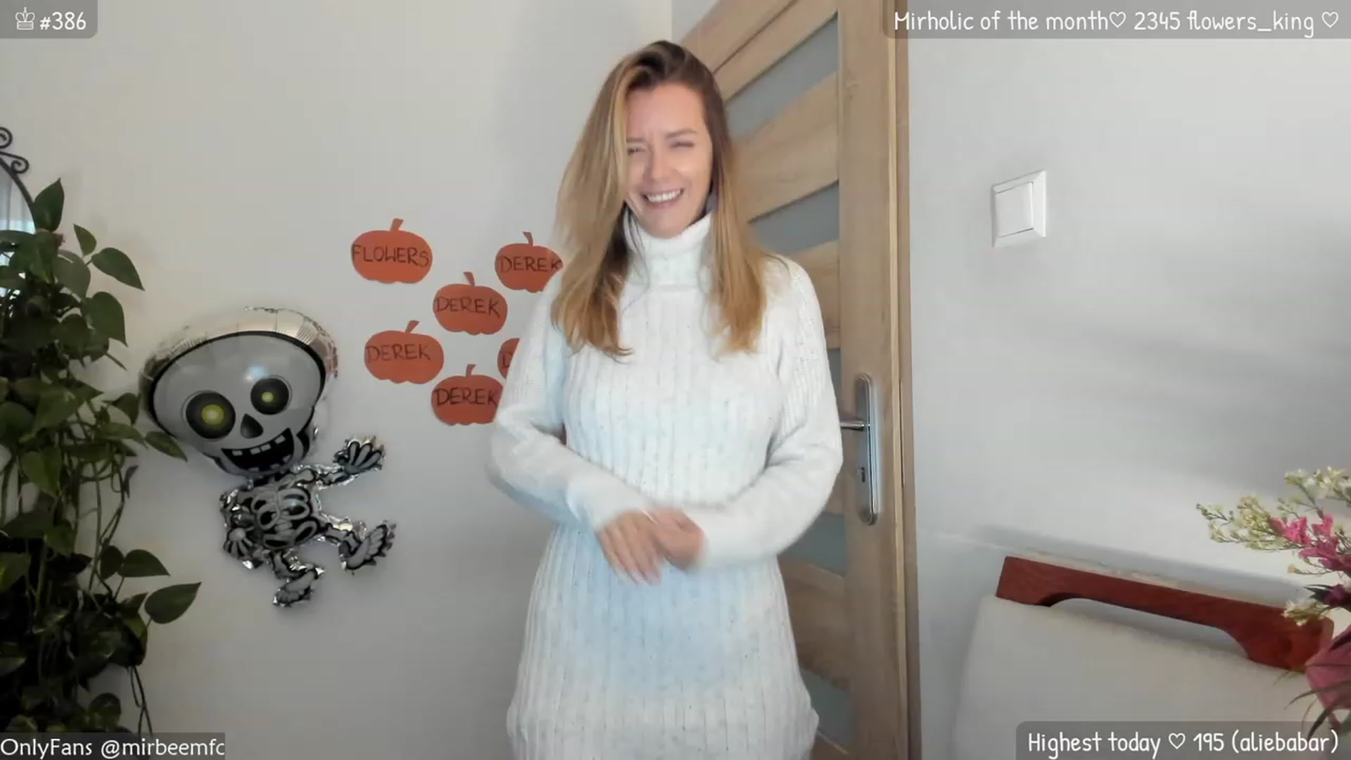 Gallery image thumbnail from MirBee's myfreecams stream on, 10/05/2023, 15:18 image 18 of 20