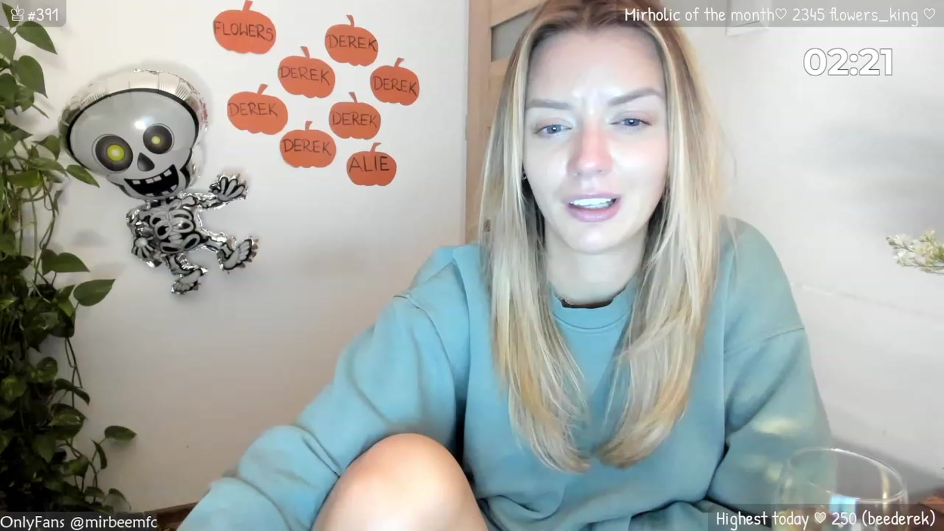 Gallery image thumbnail from MirBee's myfreecams stream on, 10/05/2023, 22:30 image 13 of 20