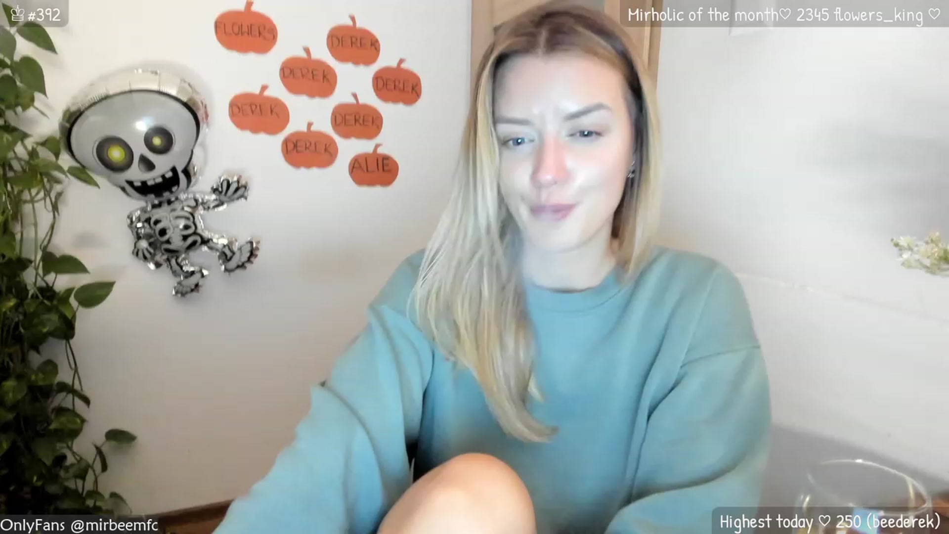 Gallery image thumbnail from MirBee's myfreecams stream on, 10/05/2023, 22:30 image 17 of 20