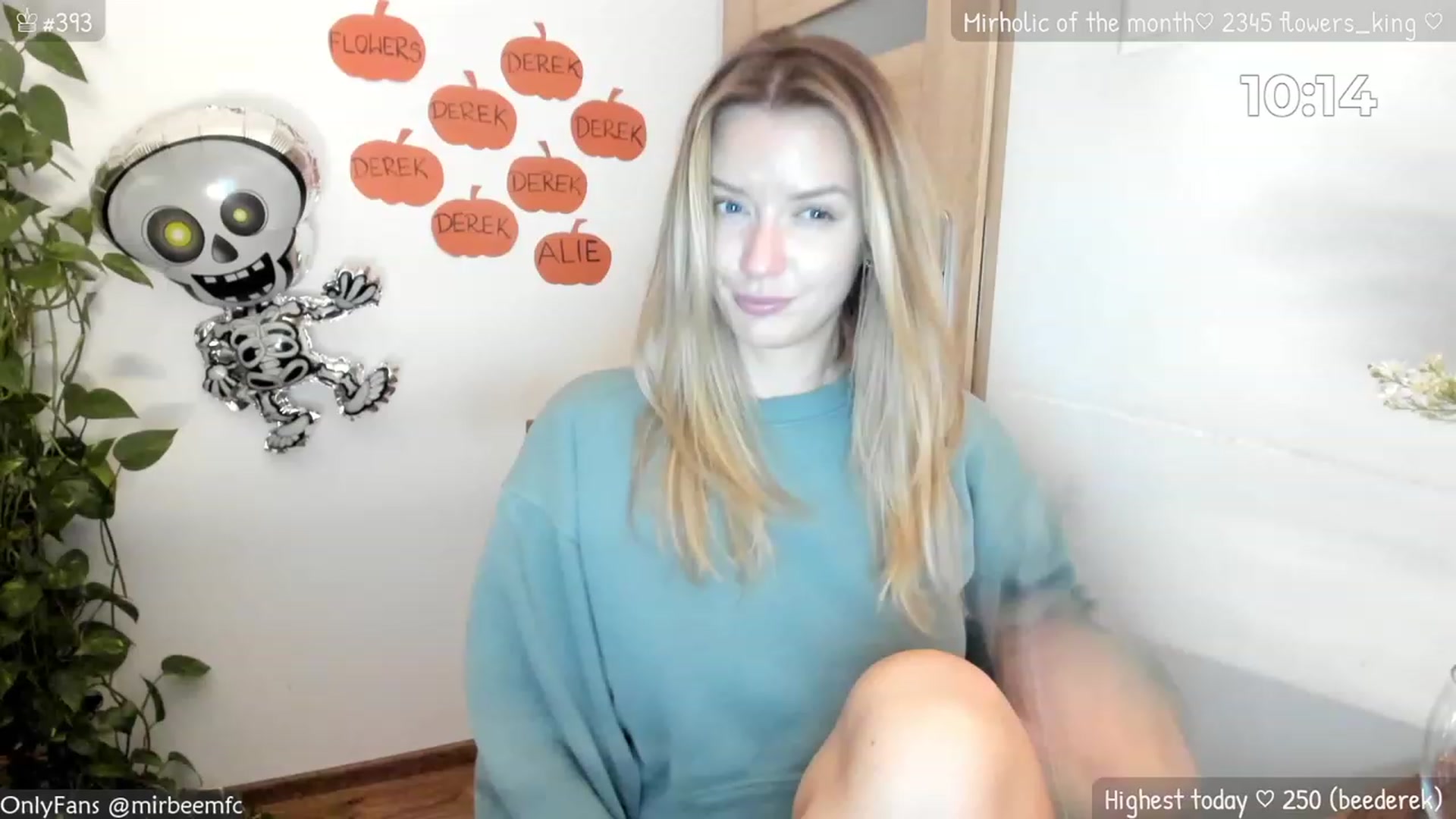 Gallery image thumbnail from MirBee's myfreecams stream on, 10/05/2023, 22:30 image 6 of 20