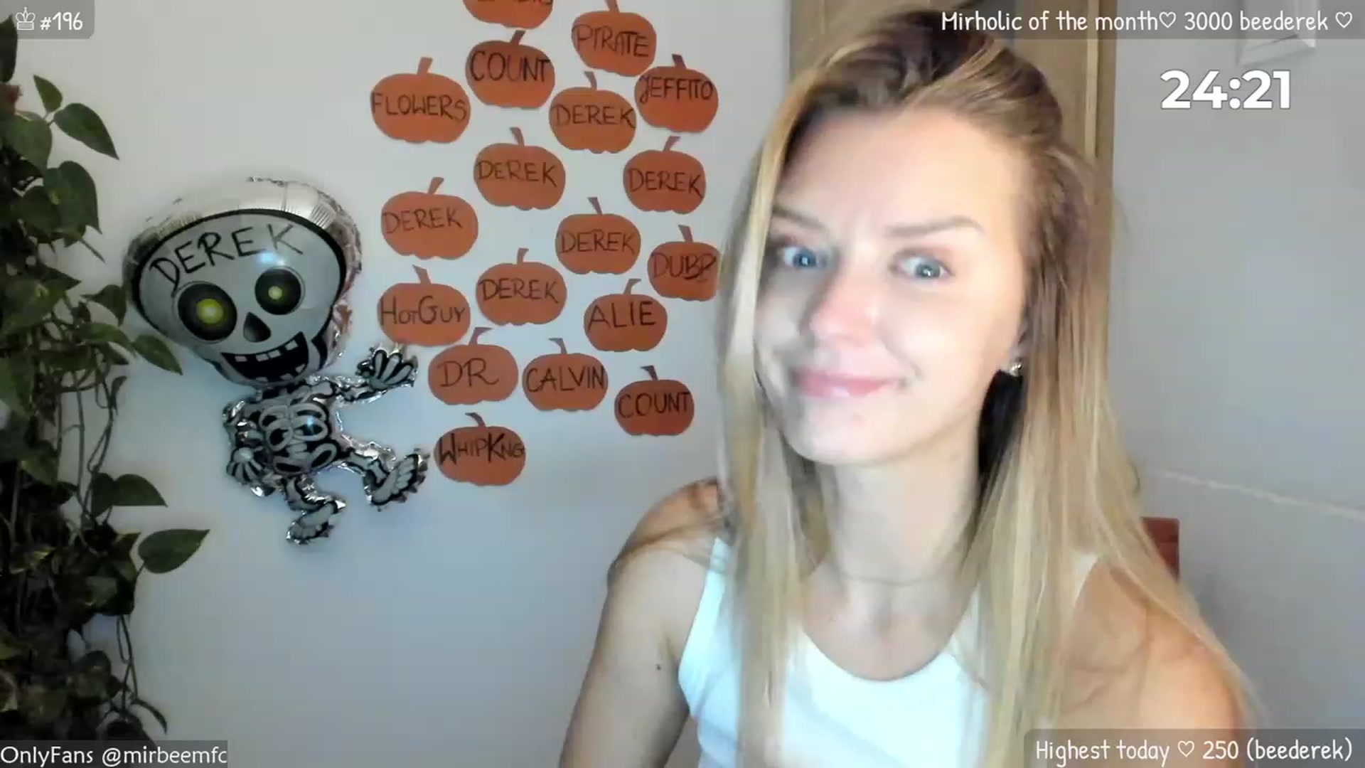 Gallery image thumbnail from MirBee's myfreecams stream on, 10/11/2023, 23:00 image 16 of 20