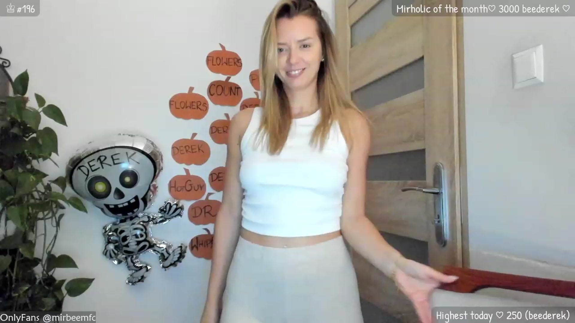 Gallery image thumbnail from MirBee's myfreecams stream on, 10/11/2023, 23:00 image 12 of 20