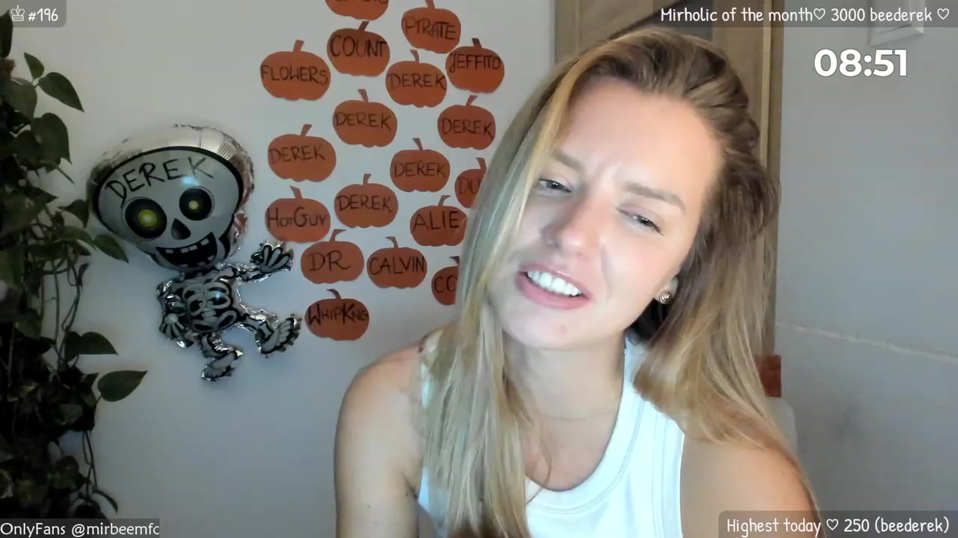 Gallery image thumbnail from MirBee's myfreecams stream on, 10/11/2023, 23:00 image 19 of 20