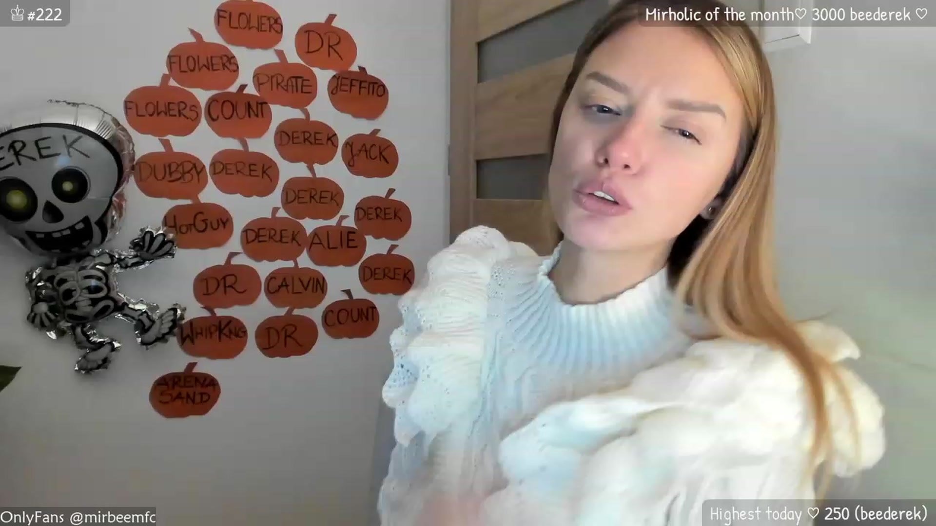 Gallery image thumbnail from MirBee's myfreecams stream on, 10/14/2023, 24:07 image 13 of 20