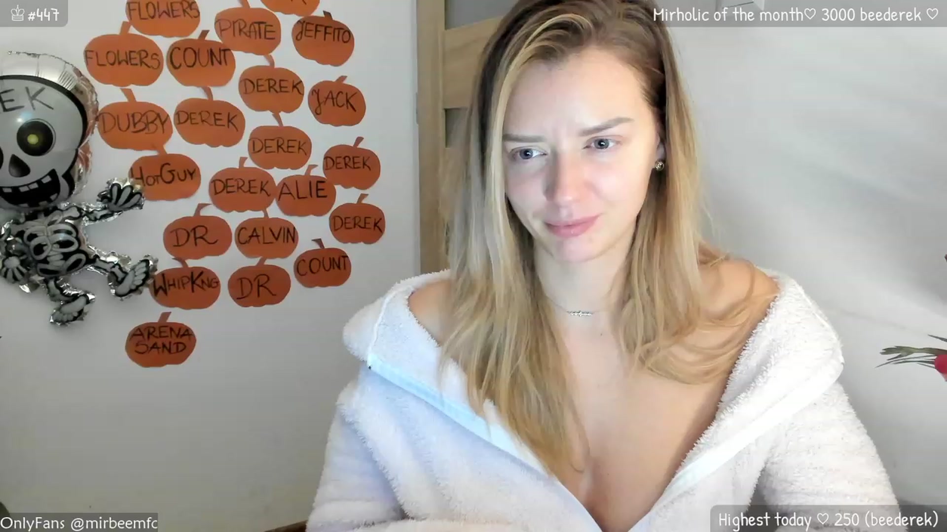 Gallery image thumbnail from MirBee's myfreecams stream on, 10/21/2023, 24:04 image 9 of 20