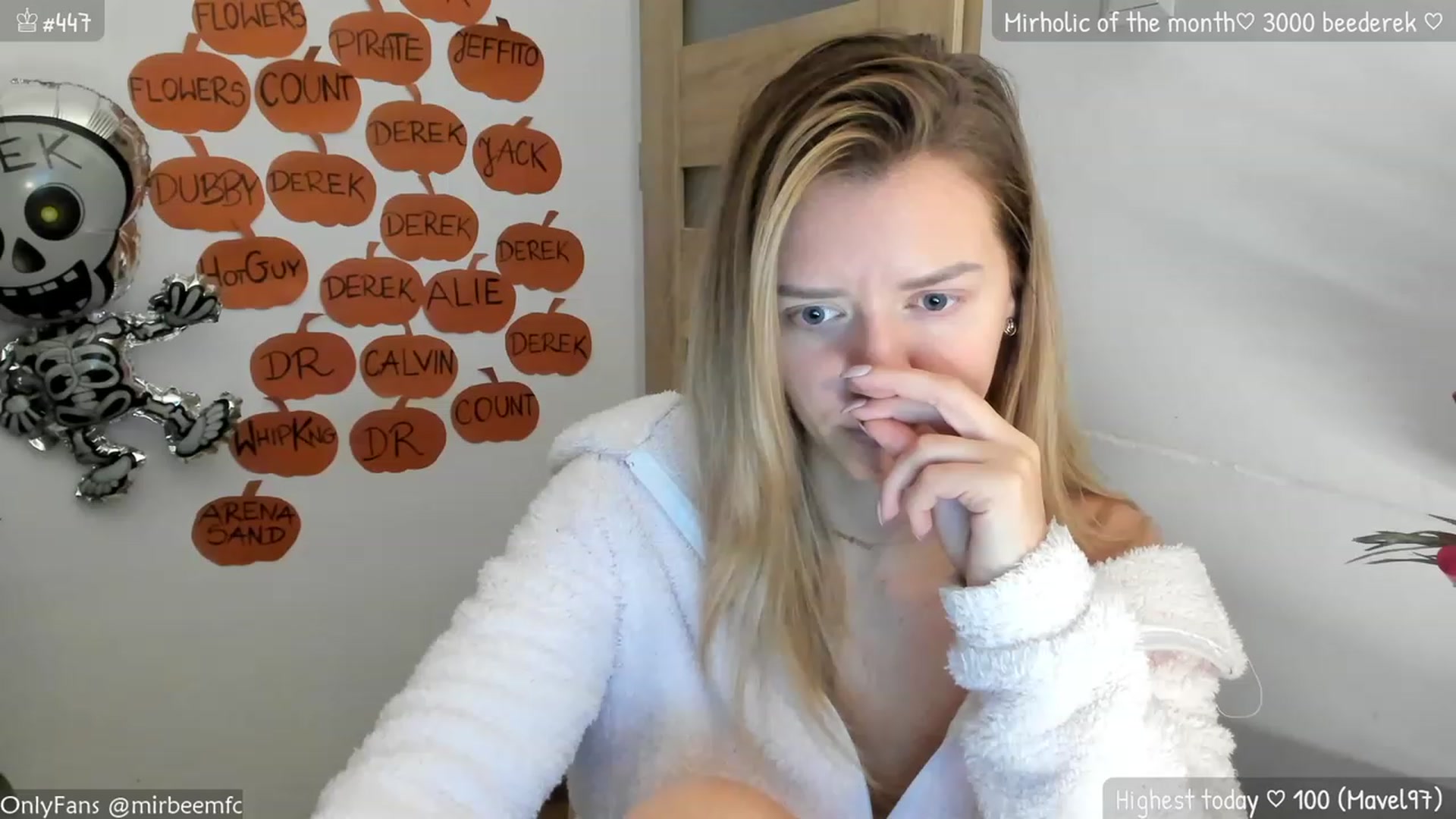 Gallery image thumbnail from MirBee's myfreecams stream on, 10/21/2023, 24:04 image 2 of 20