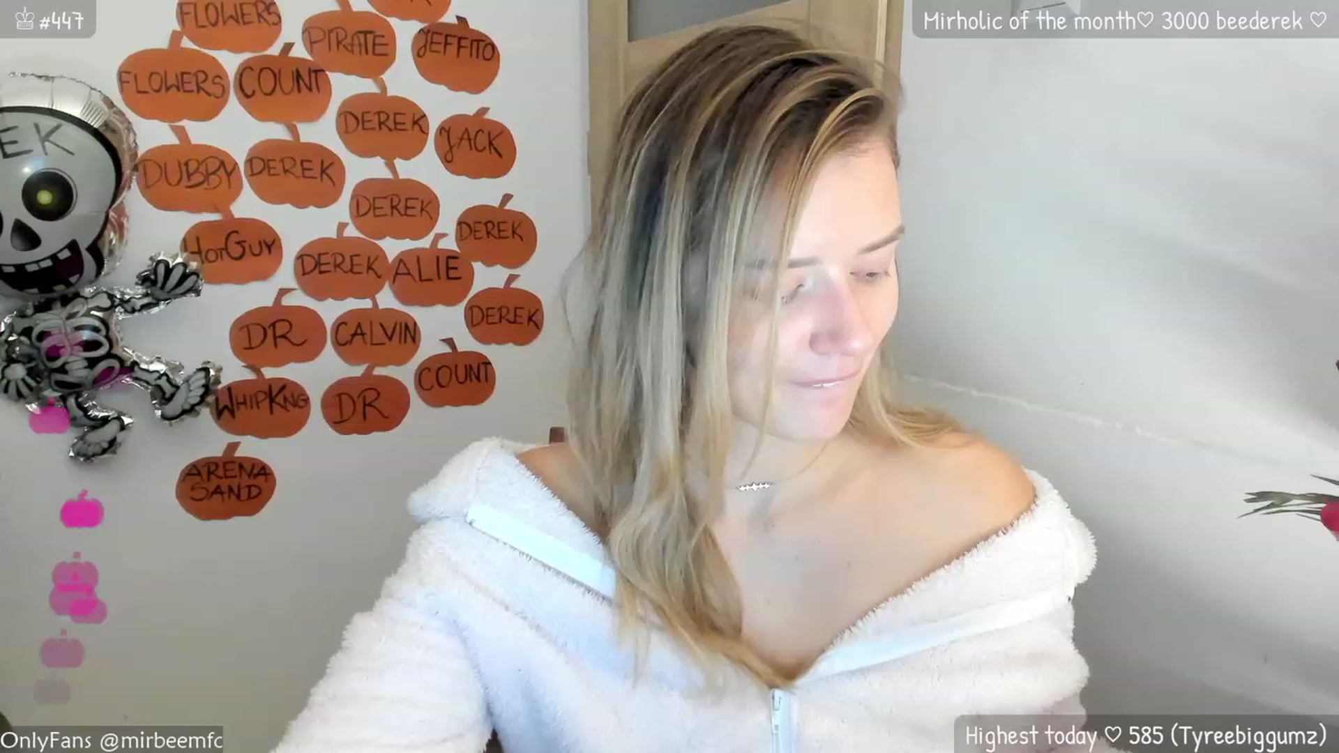 Gallery image thumbnail from MirBee's myfreecams stream on, 10/21/2023, 24:04 image 13 of 20