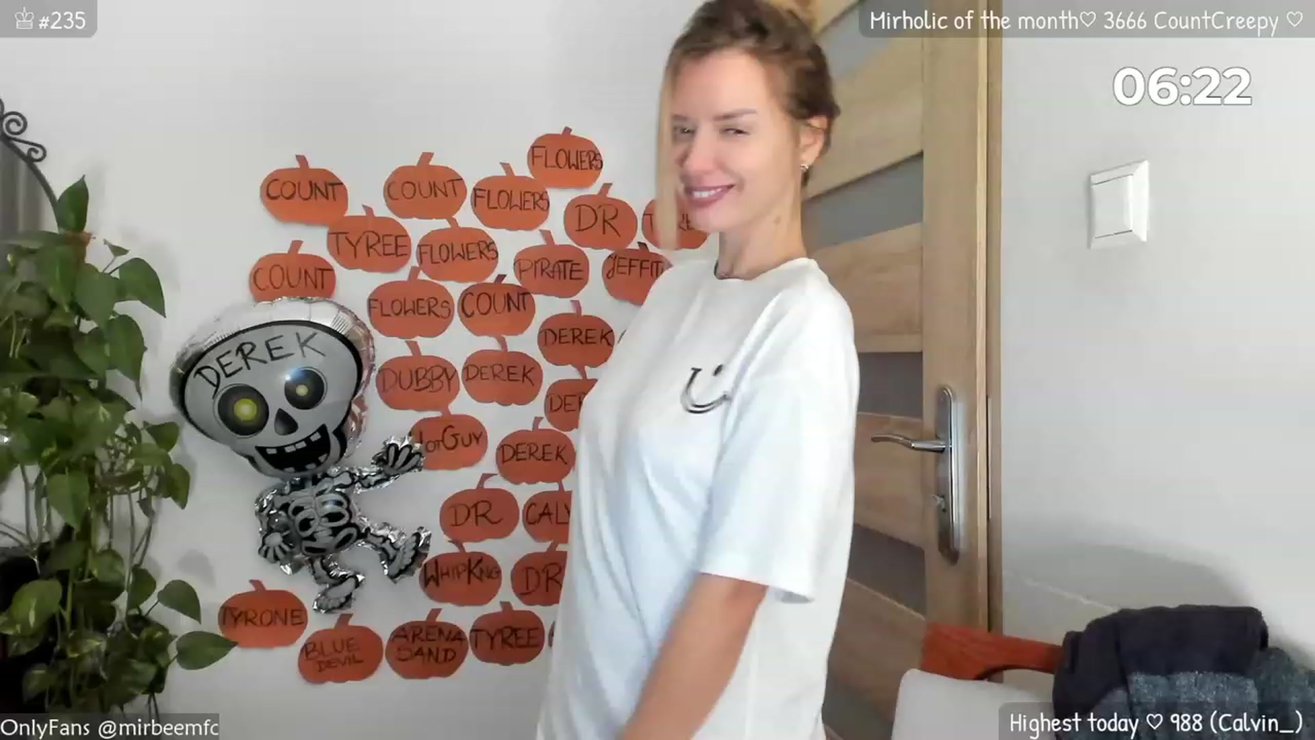 Gallery image thumbnail from MirBee's myfreecams stream on, 10/22/2023, 03:04 image 15 of 20