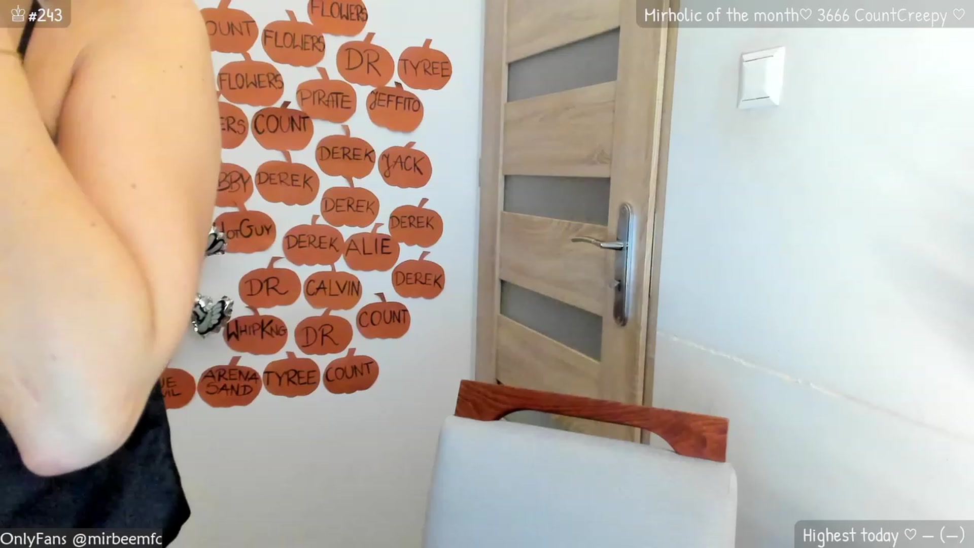 Gallery image thumbnail from MirBee's myfreecams stream on, 10/22/2023, 21:20 image 15 of 20
