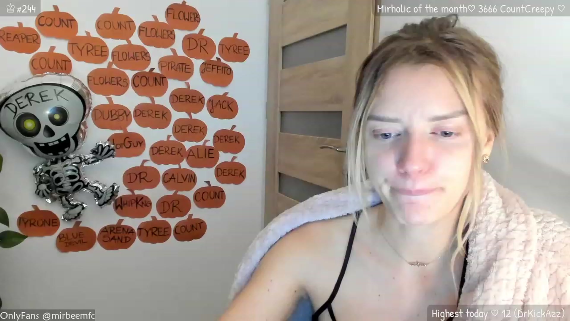 Gallery image thumbnail from MirBee's myfreecams stream on, 10/22/2023, 21:46 image 20 of 20