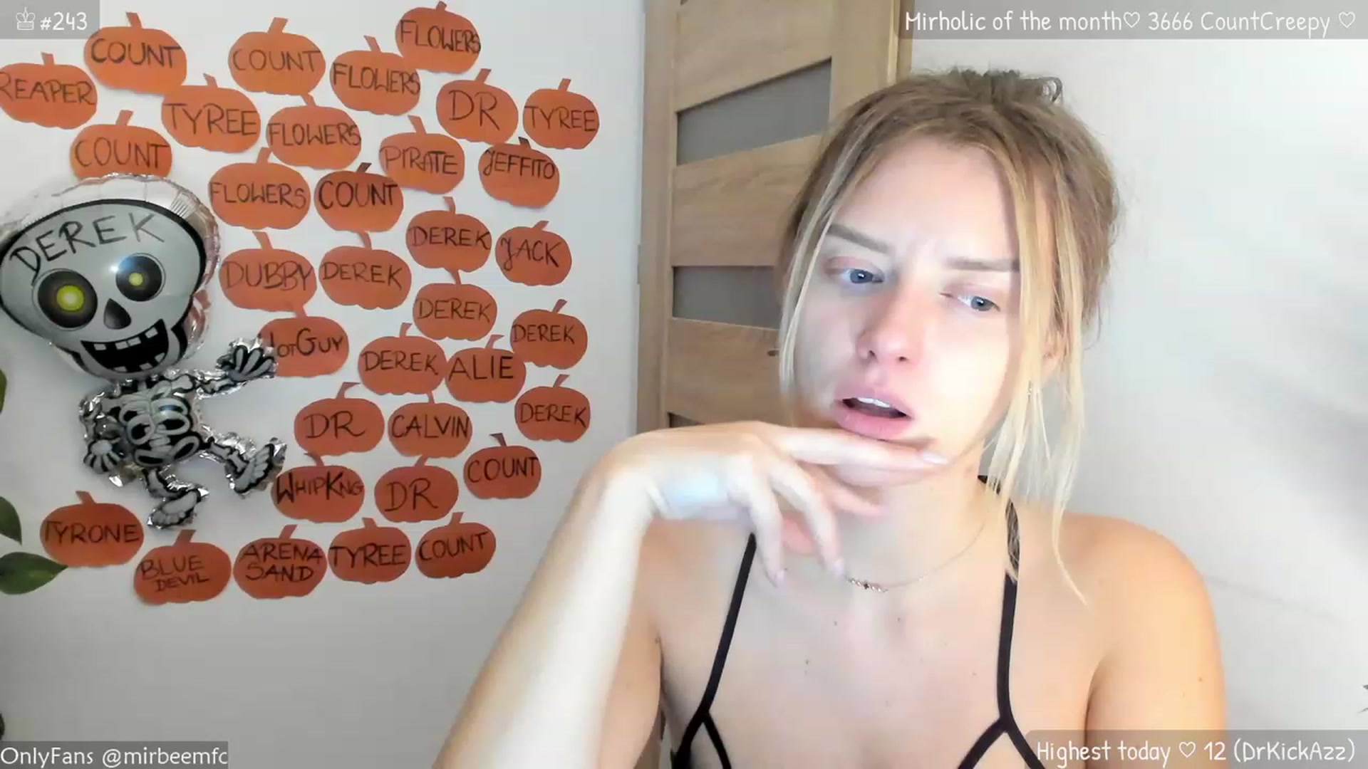 Gallery image thumbnail from MirBee's myfreecams stream on, 10/22/2023, 21:46 image 10 of 20
