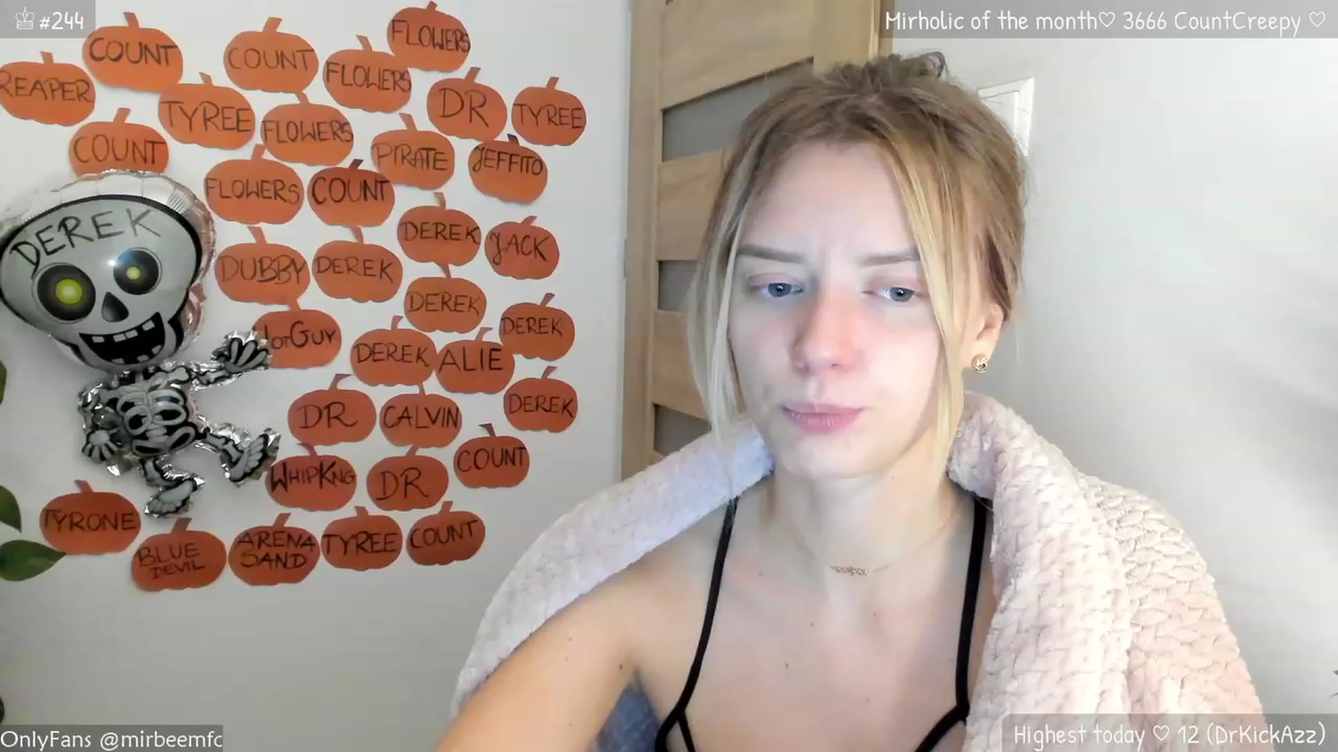 Gallery image thumbnail from MirBee's myfreecams stream on, 10/22/2023, 21:46 image 17 of 20