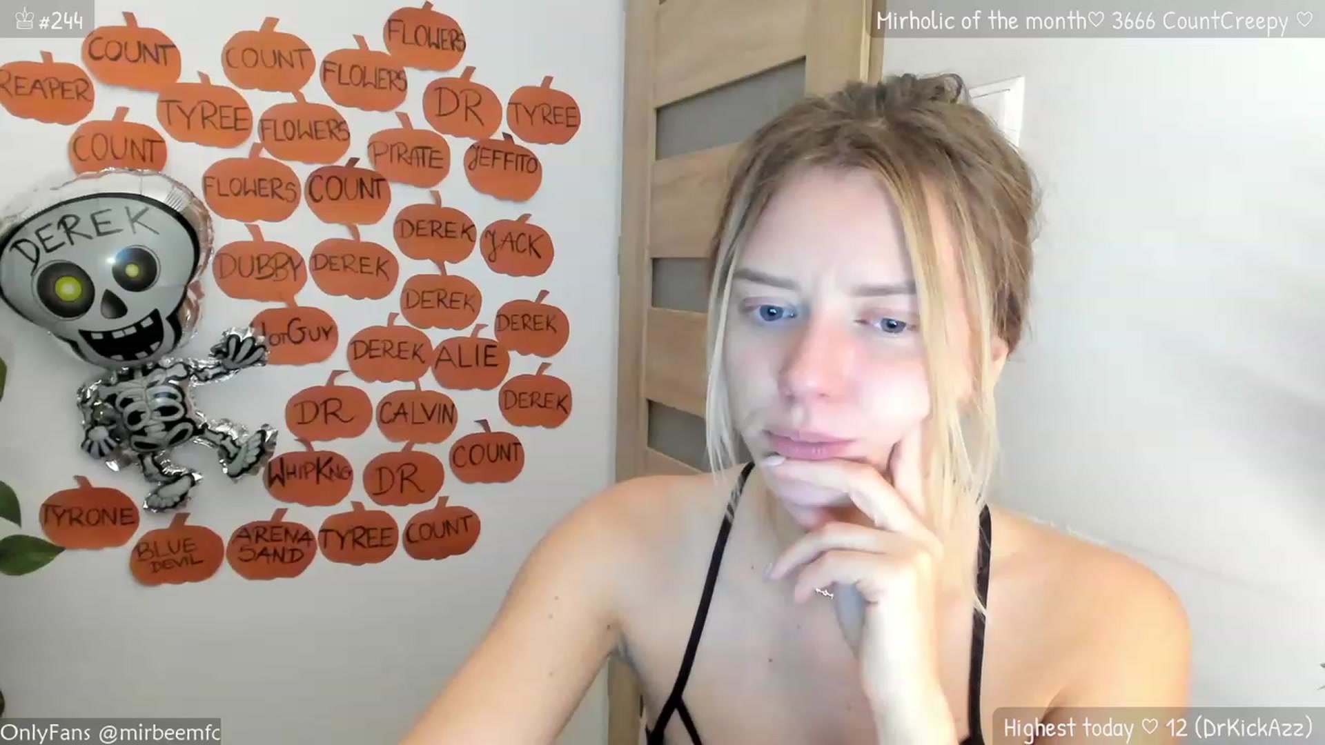 Gallery image thumbnail from MirBee's myfreecams stream on, 10/22/2023, 21:46 image 11 of 20