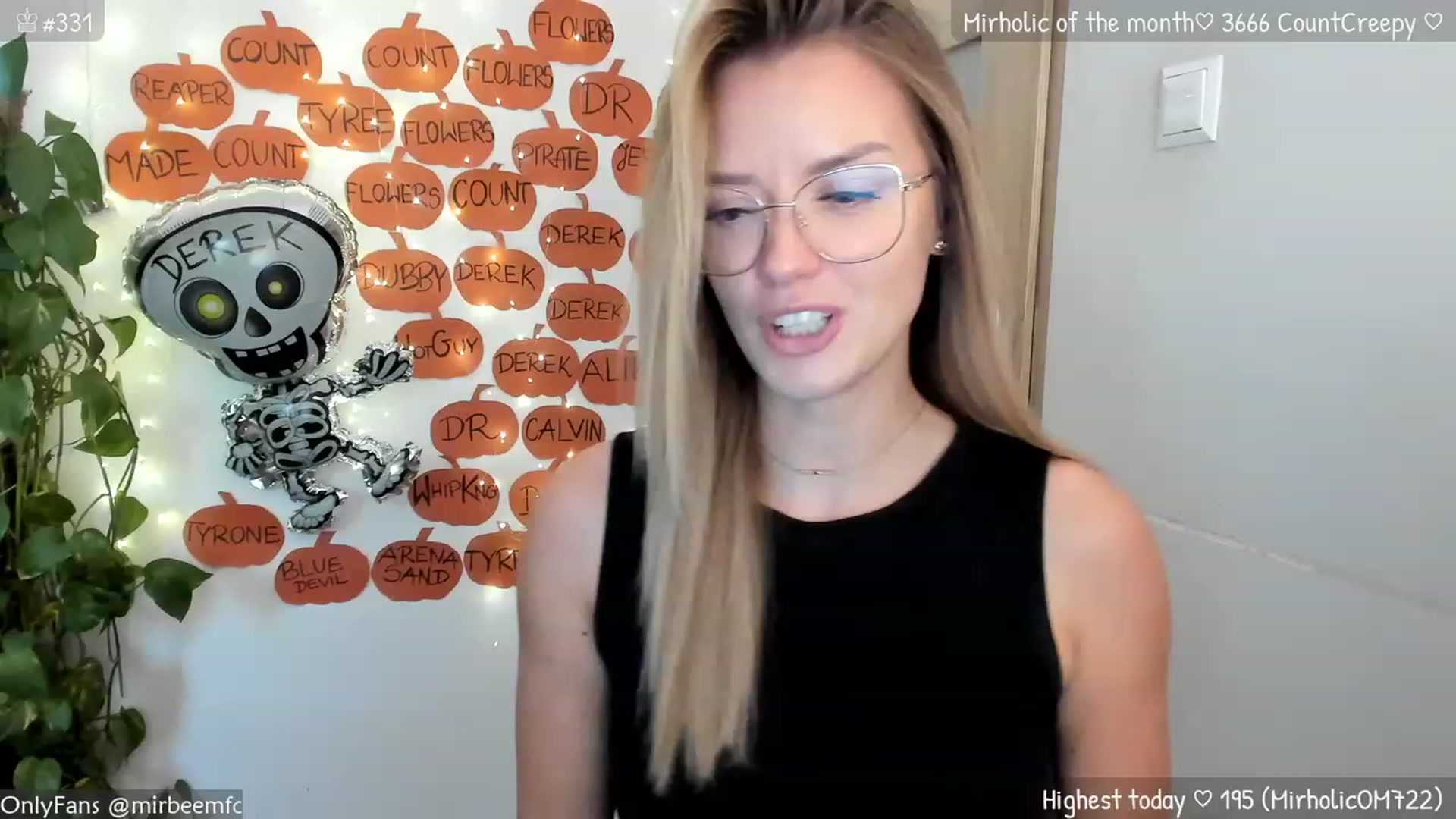 Gallery image thumbnail from MirBee's myfreecams stream on, 10/27/2023, 14:06 image 10 of 20