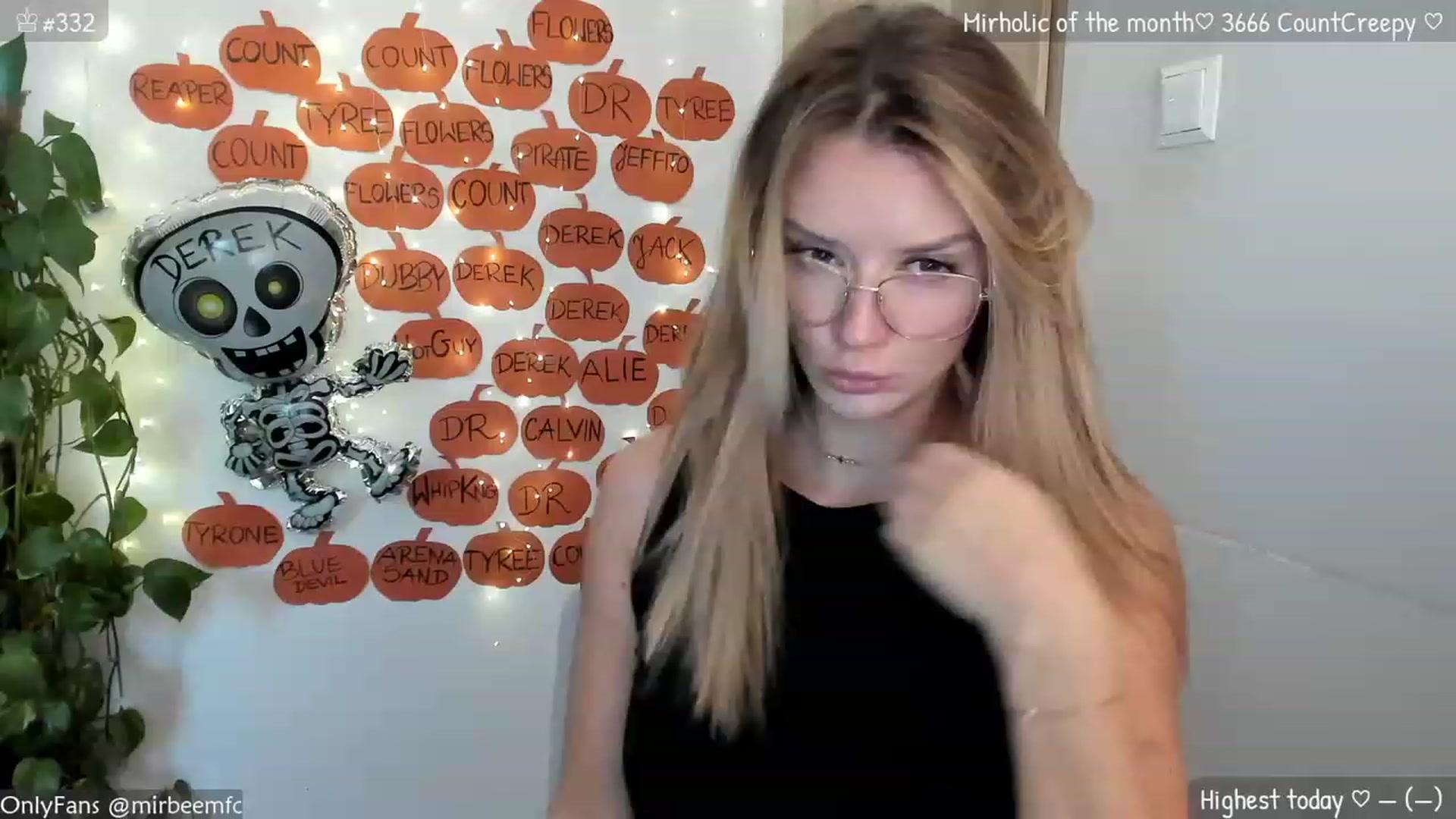 Gallery image thumbnail from MirBee's myfreecams stream on, 10/27/2023, 14:06 image 3 of 20