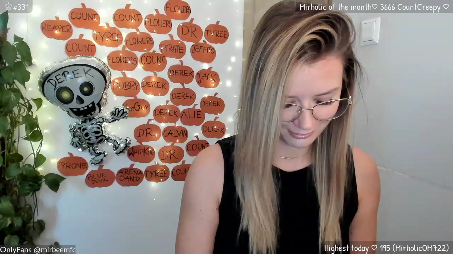 Gallery image thumbnail from MirBee's myfreecams stream on, 10/27/2023, 14:06 image 8 of 20
